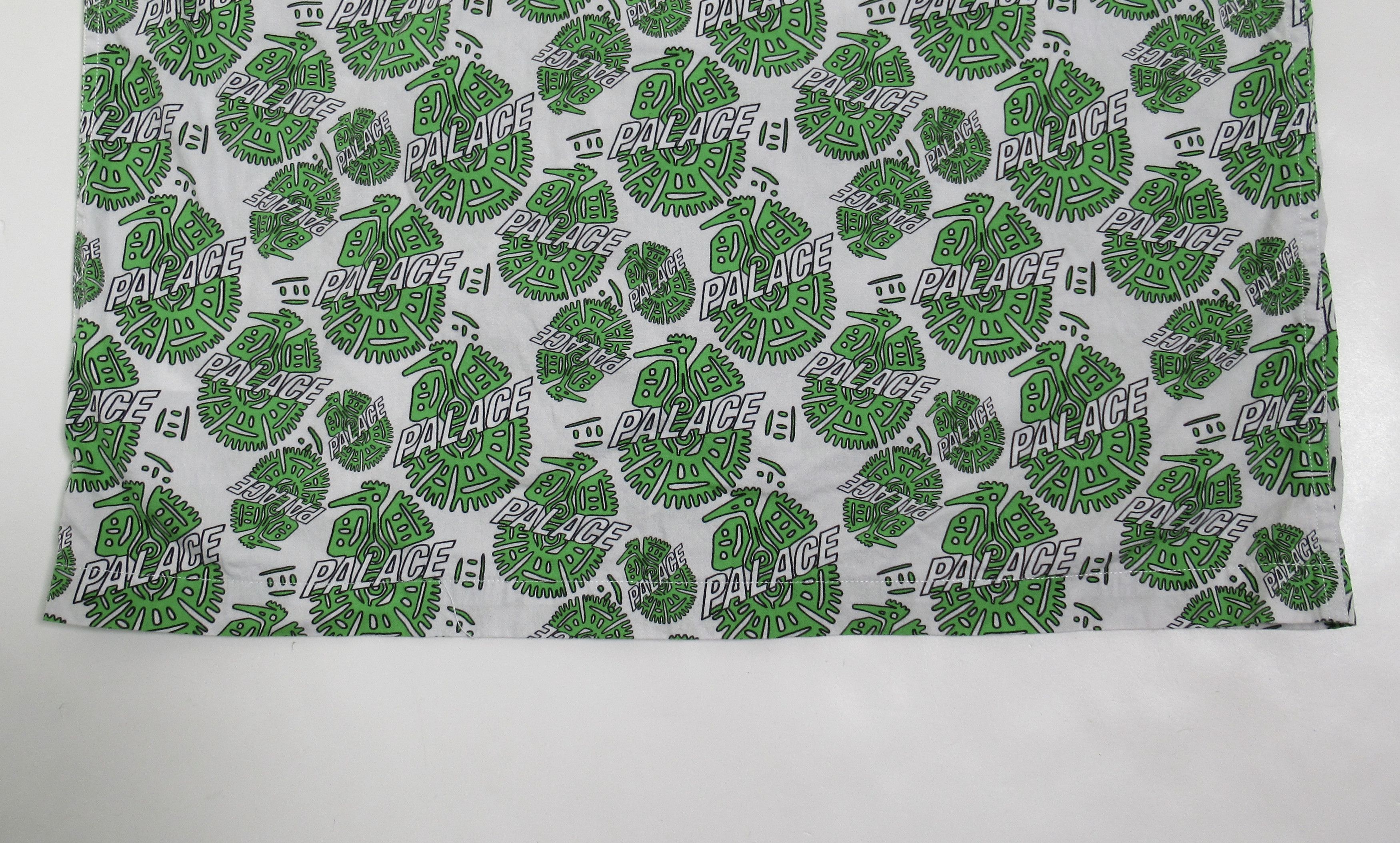 Palace Palace Men's Surf Shirt White Green Size M Size US M / EU 48-50 / 2 - 10 Thumbnail