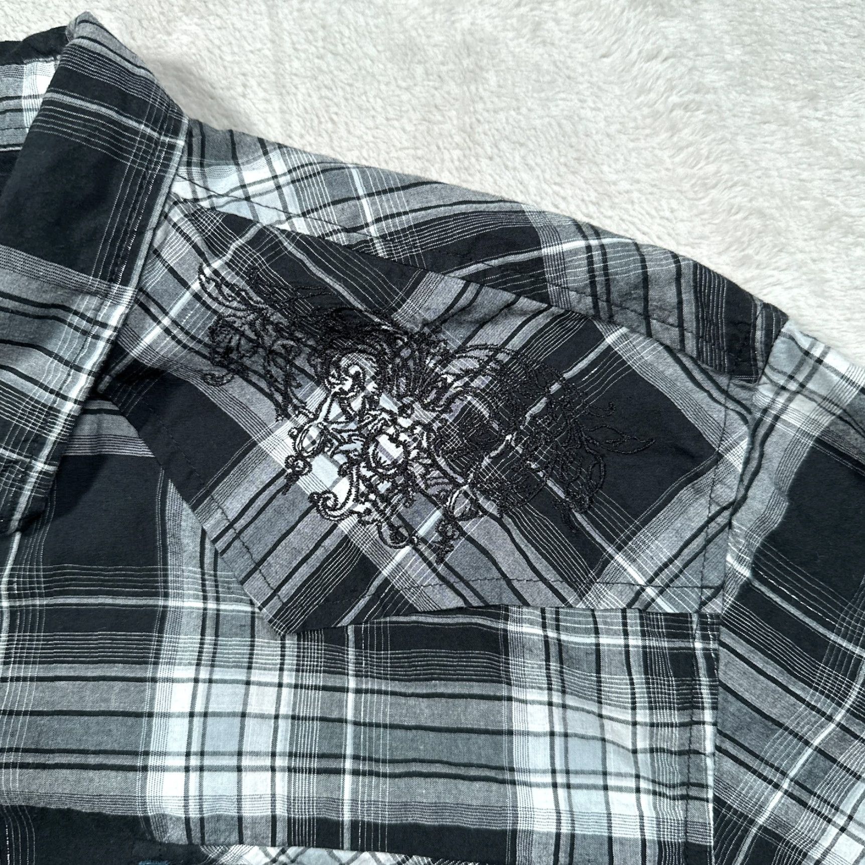 Guess VINTAGE Guess Mens Shirt 2XL Long Sleeve Black Plaid Western Cowboy Embroidered Snap Button-Up Size US XXL / EU 58 / 5 - 2 Thumbnail