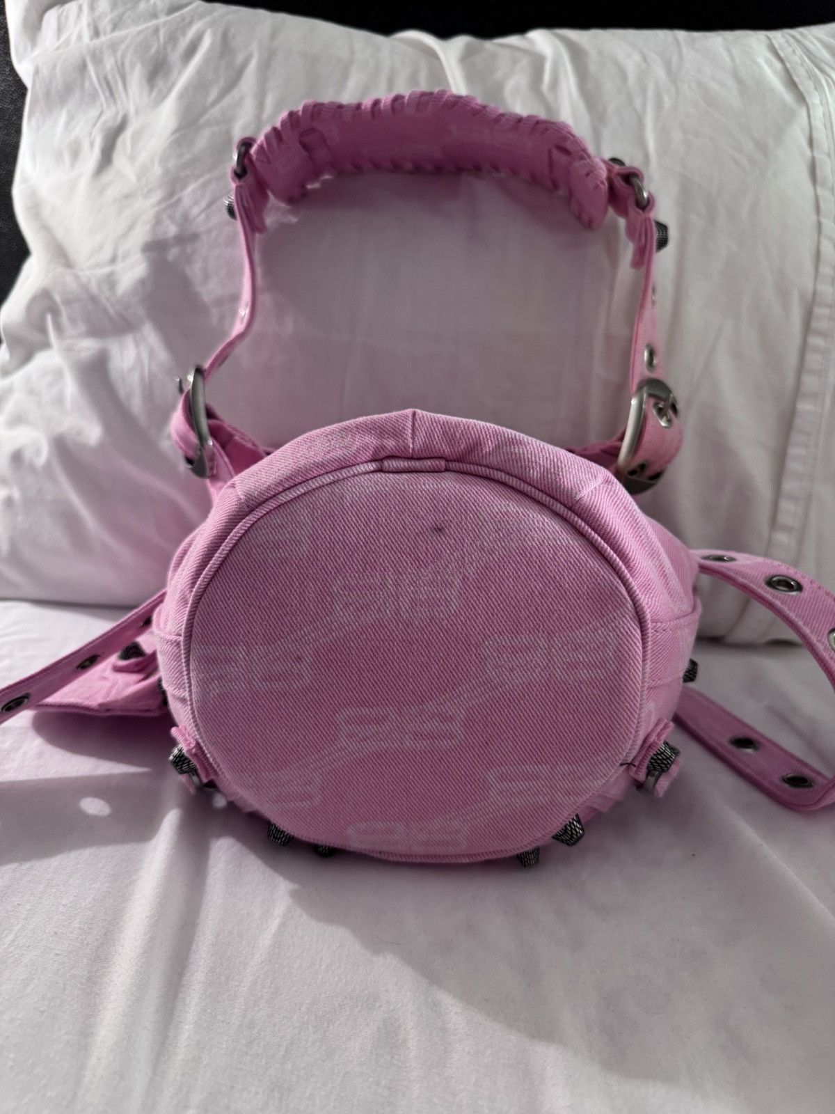 Balenciaga Balenciaga Le Cagole Bucket Bag BB Monogram Denim Size ONE SIZE - 3 Thumbnail