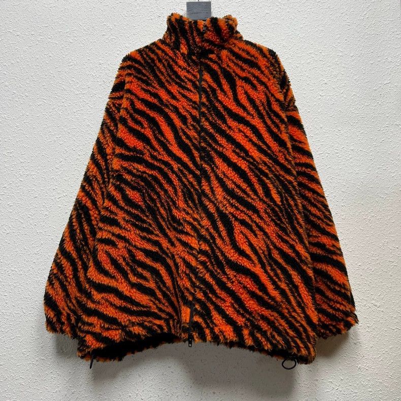 Balenciaga Balenciaga Tiger fur coat in the year of the tiger jacket 2 Size XXS / US 00 / IT 34 - 1 Thumbnail