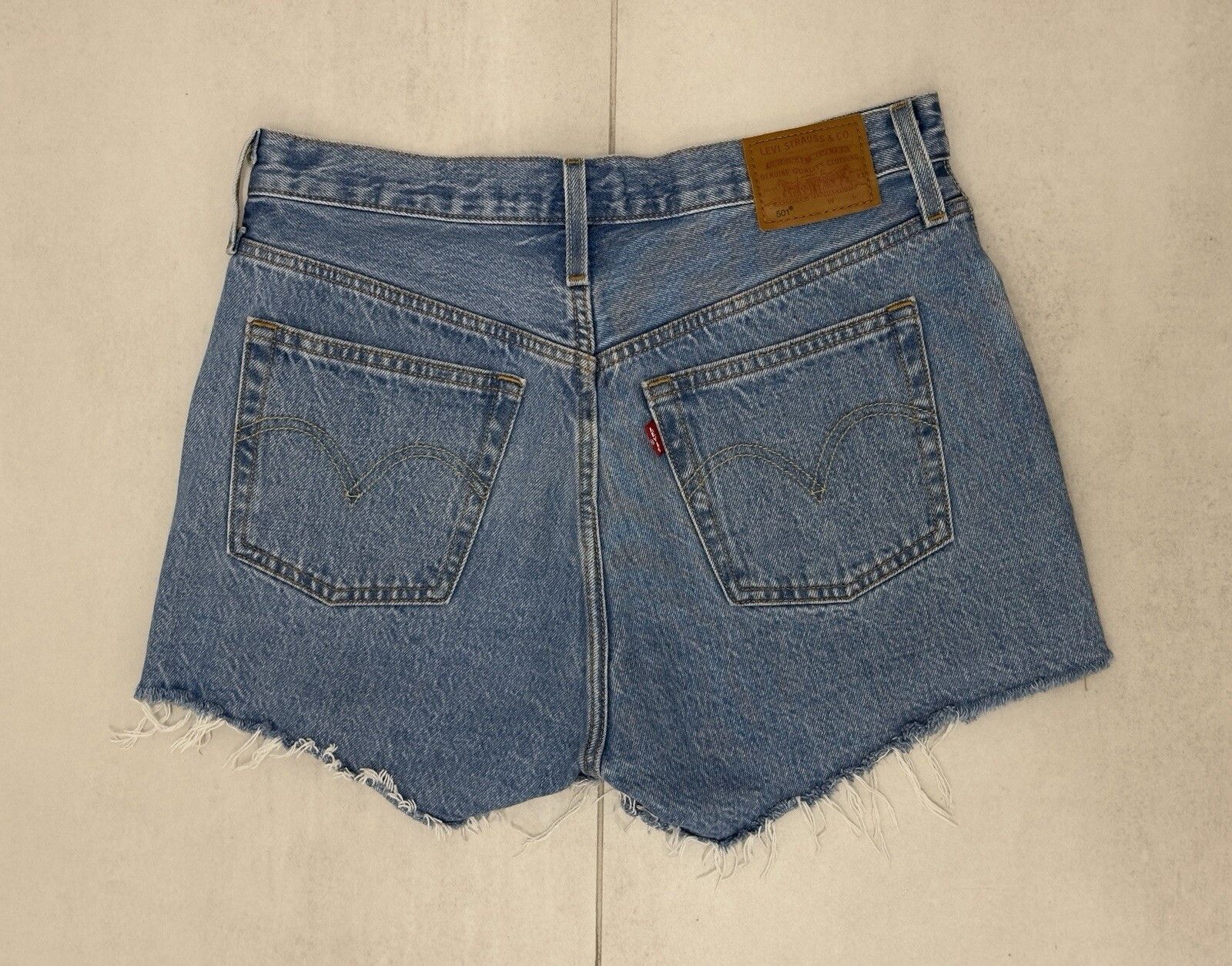 Levi's Levis 501 Womens Denim Blue Shorts Size 28 Size 28" / US 6 / IT 42 - 2 Thumbnail