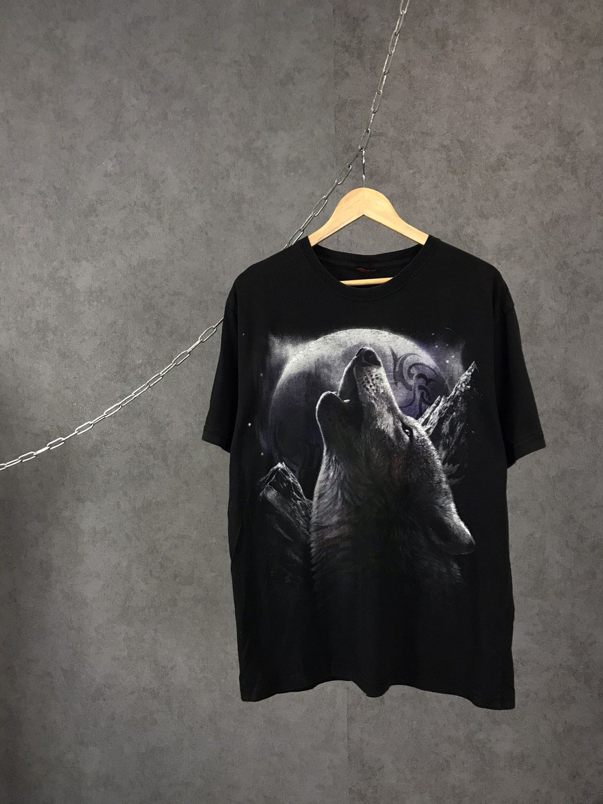 Vintage Wolf animal rock tee Size US XL / EU 56 / 4 - 1 Thumbnail
