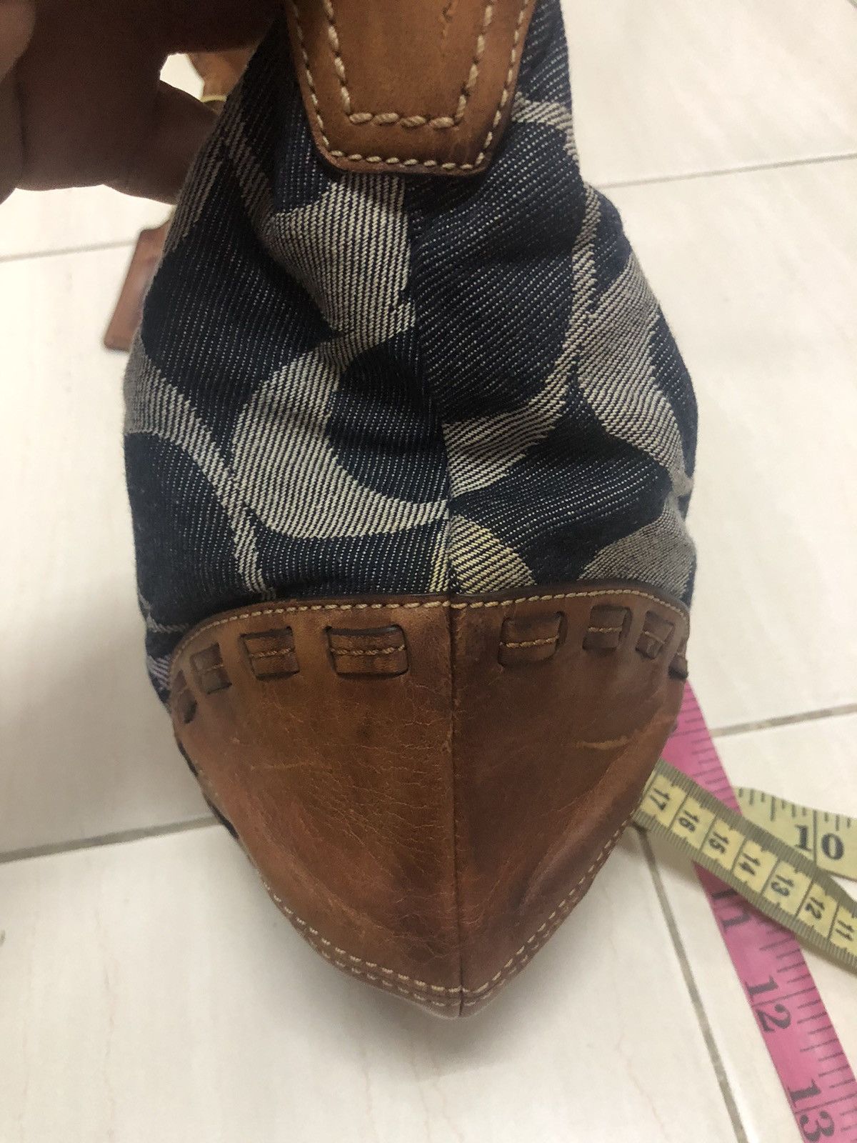 Coach × Leather × Signatures Coach signature ergo pleated denim small hobo handbag Size ONE SIZE - 12 Thumbnail