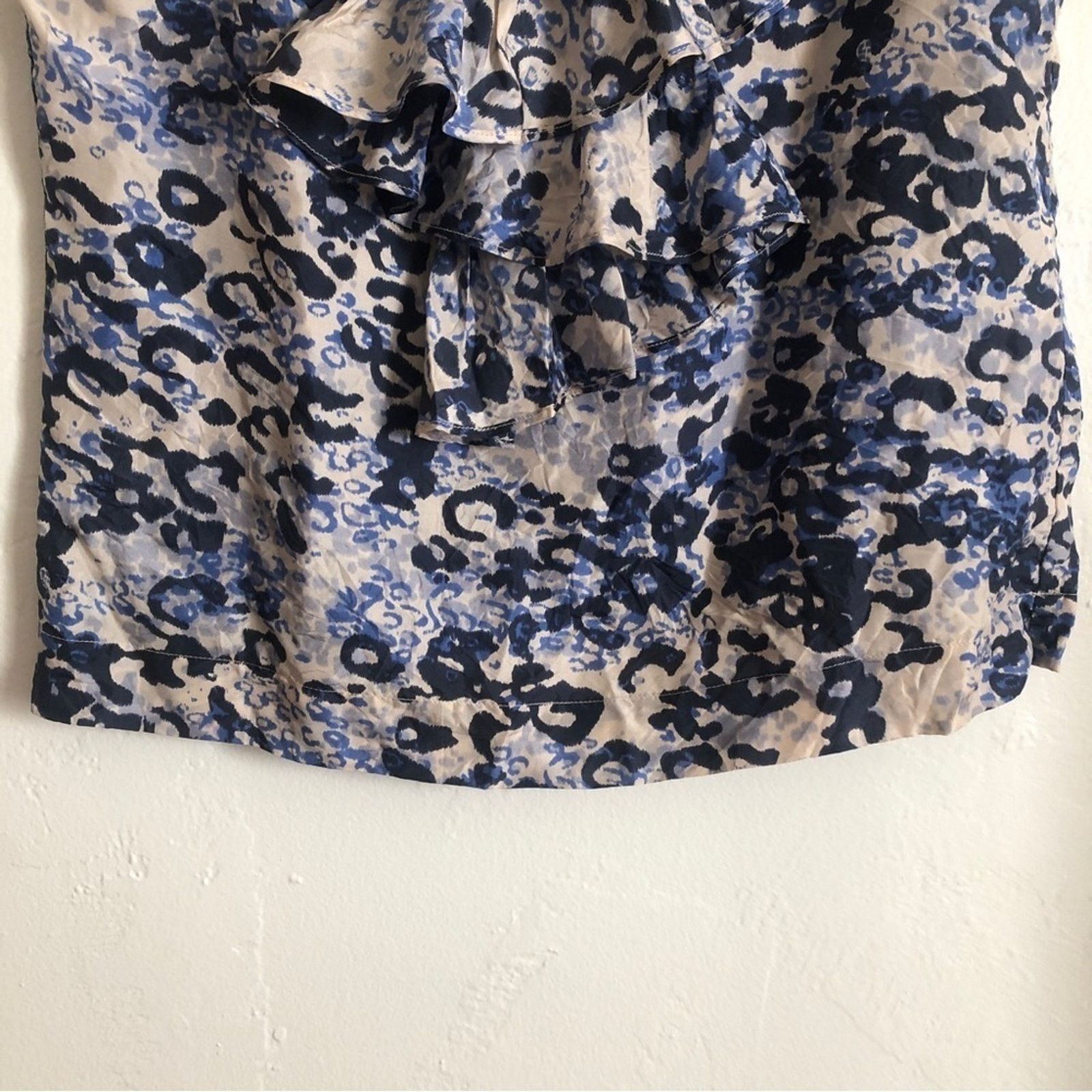 Other CAbi Silk Contemporary Sleeveless Ruffle Tank Blouse Top Size S / US 4 / IT 40 - 4 Thumbnail