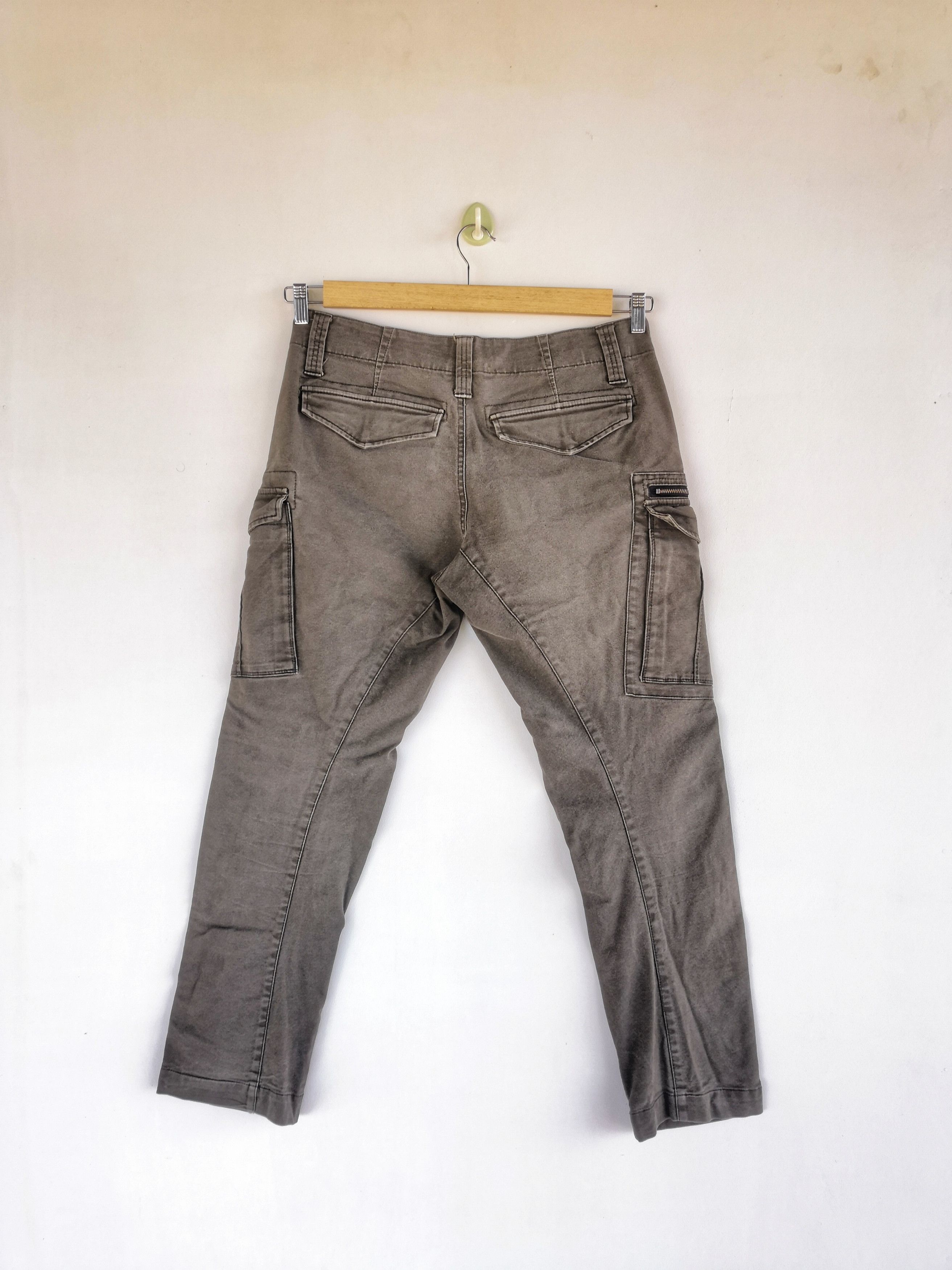 Japanese Brand Vintage Japanese Cargo Pants Multi Pocket Utility Trousers Size US 34 / EU 50 - 2 Thumbnail