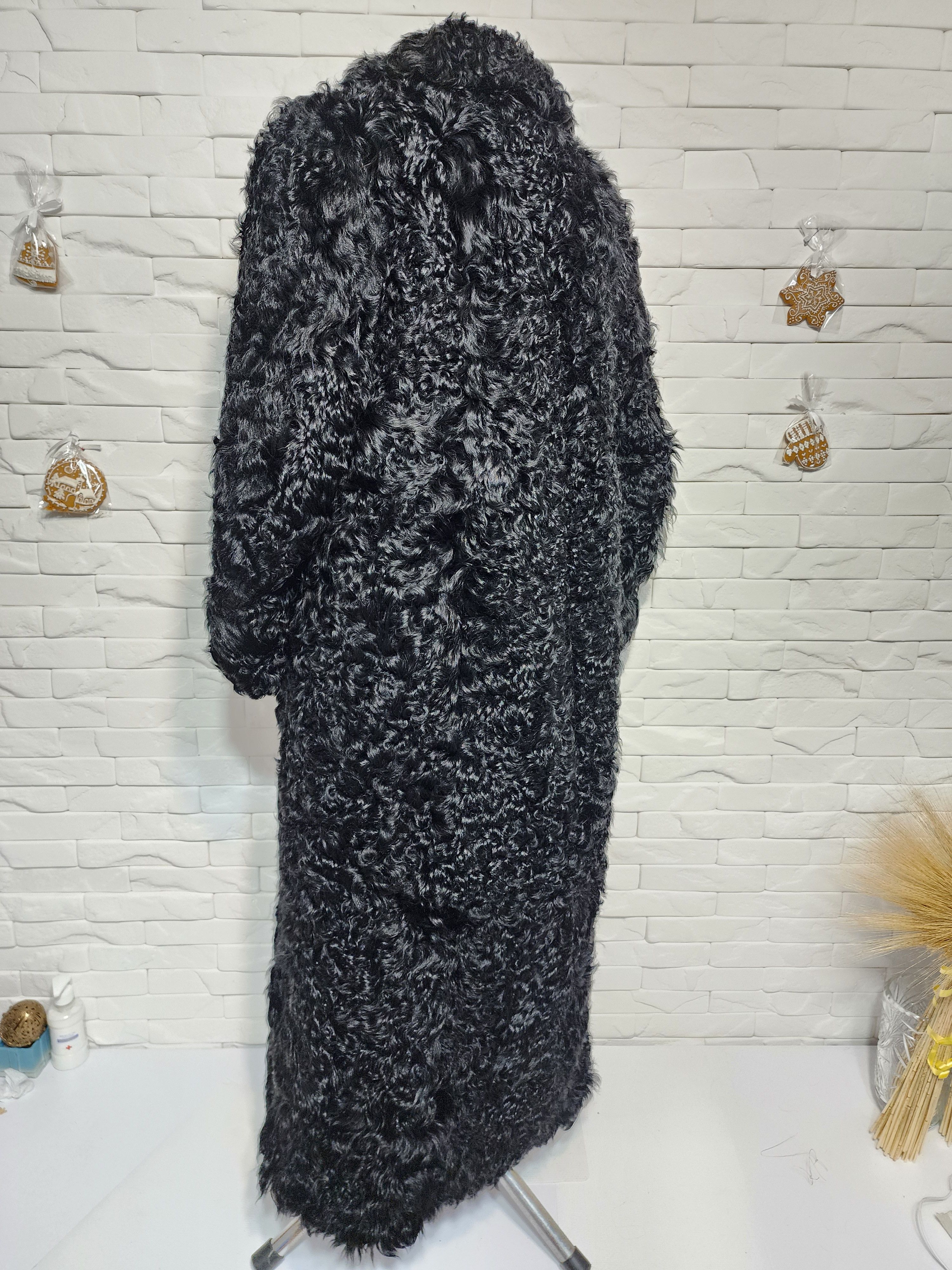 Furla Black Long Goat Fur Coat: Women's Warm Outerwear Size XL / US 12-14 / IT 48-50 - 6 Thumbnail