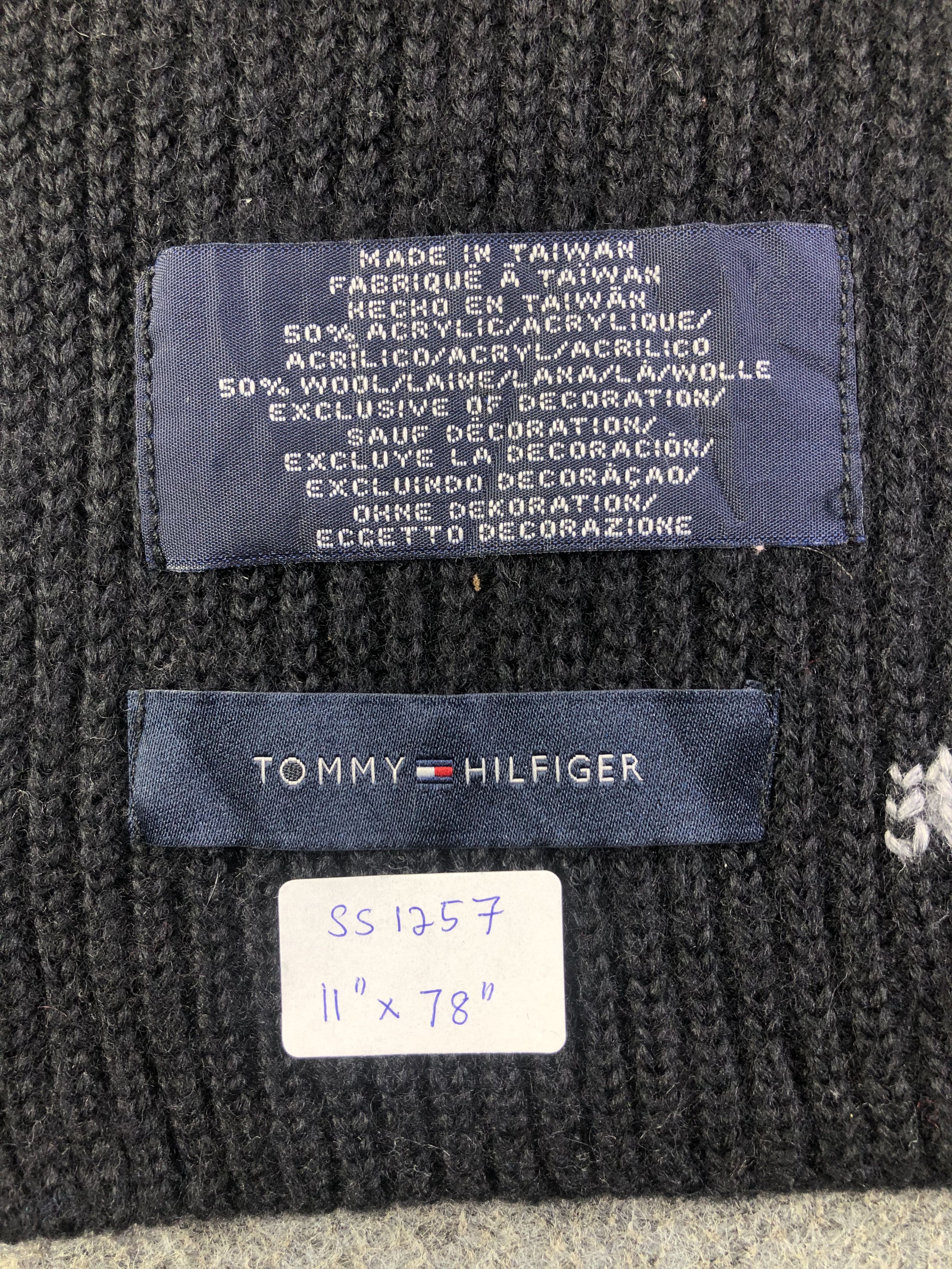 Tommy Hilfiger Tommy Hilfiger Scarf / Muffler / Neckwear SS1257 Size ONE SIZE - 3 Thumbnail