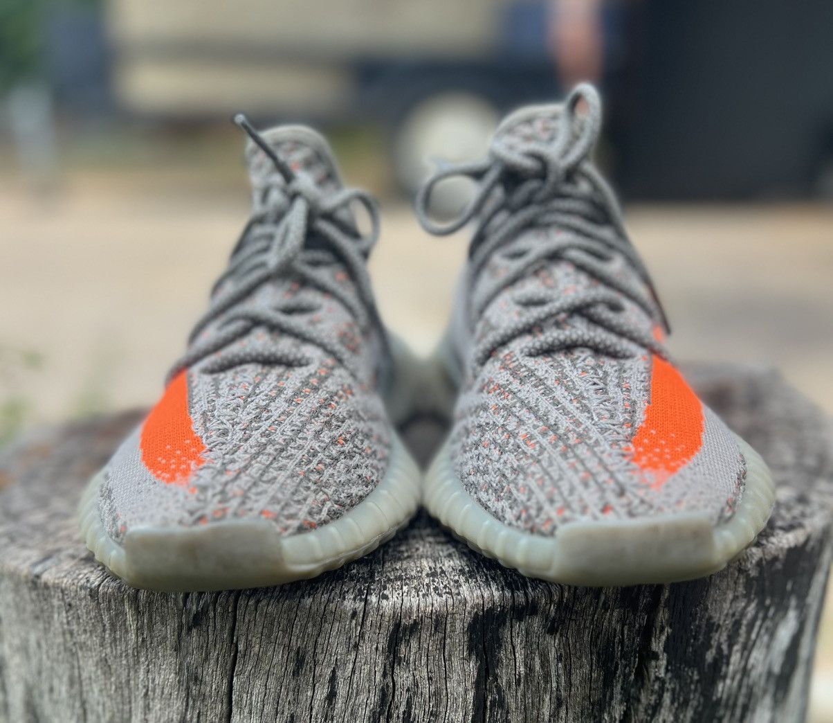 Yeezy Adidas Yeezy 350 V2 Beluga Reflective Size US 6.5 / EU 39-40 - 7 Thumbnail