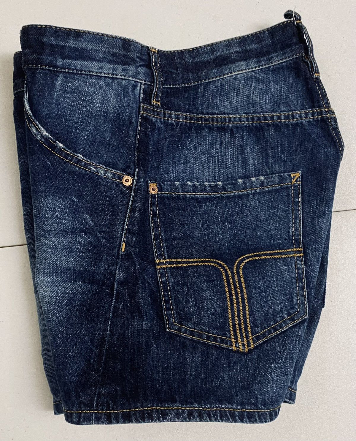 Dsquared2 Dsquared2 Marine Light Distress Denim Shorts 42 NWT Size 28" / US 6 / IT 42 - 13 Thumbnail