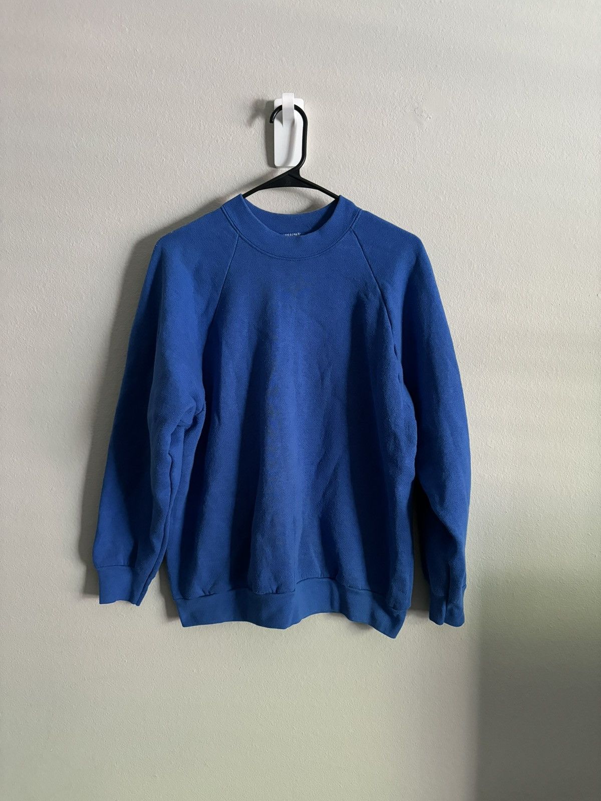 Vintage Vintage 80s/90s Fruit of the Loom Blank Raglan Sweatshirt Size US L / EU 52-54 / 3 - 5 Thumbnail