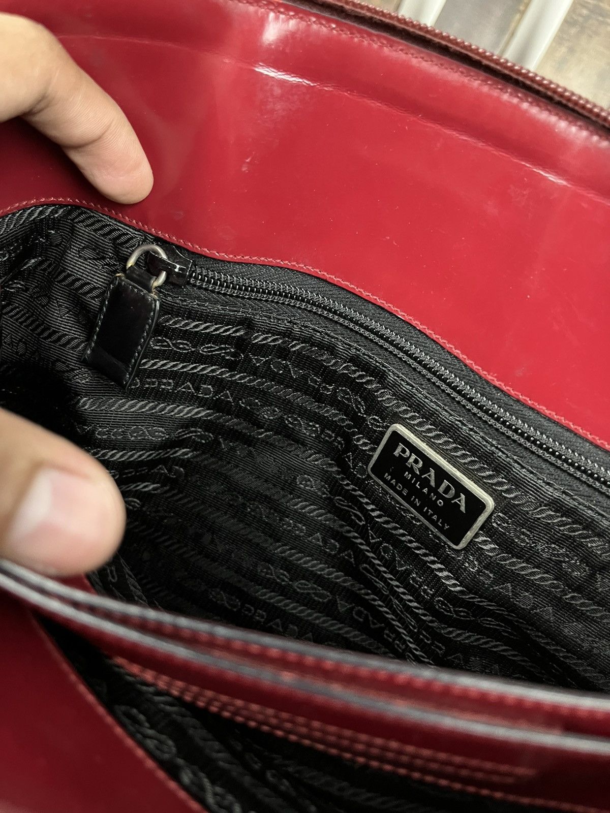 Prada Prada Fall/Winter 1998 Burgundy Patent top handle bag Size ONE SIZE - 13 Thumbnail