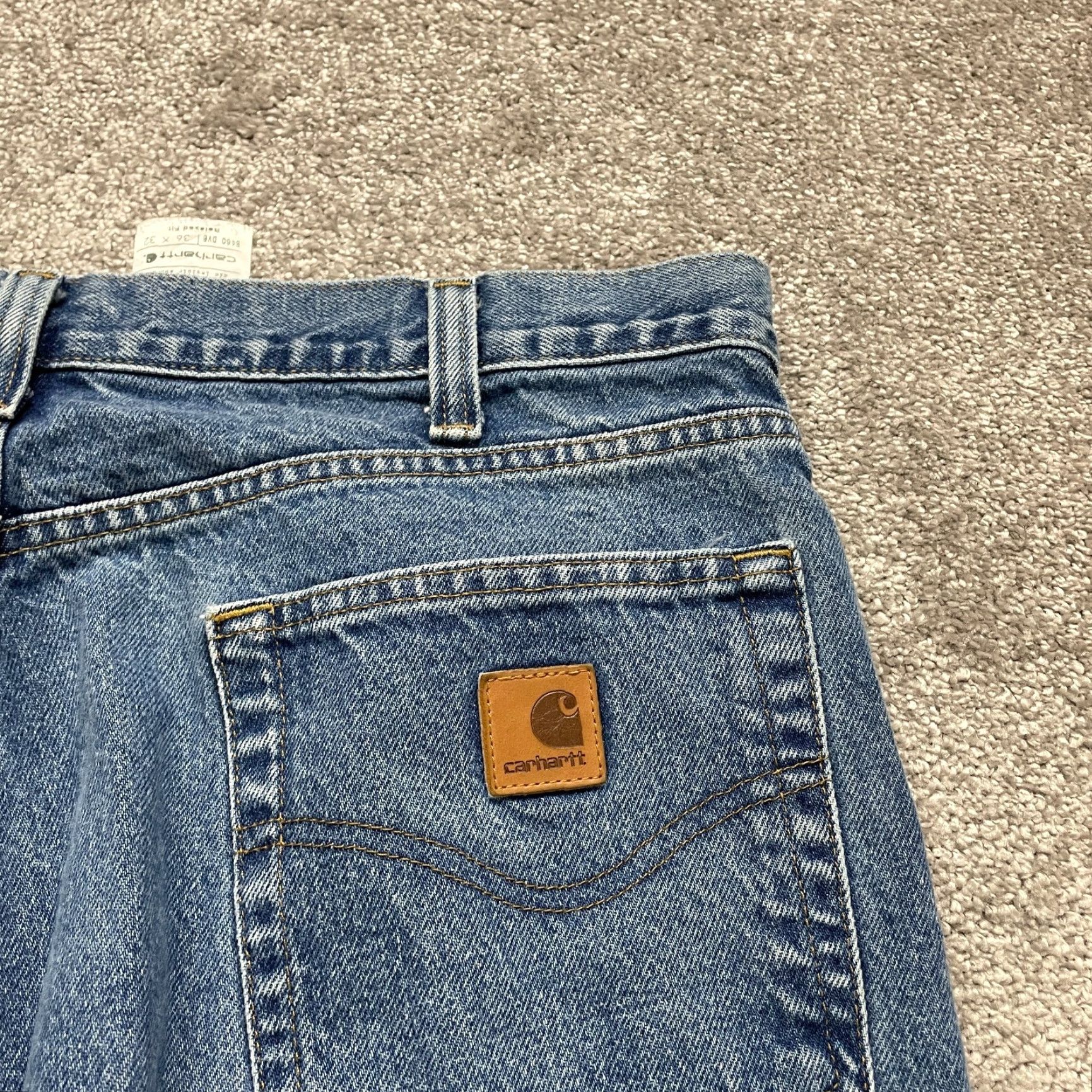 Carhartt Carhartt Jeans Mens 37x32 Relaxed Fit Denim Straight Medium Wash Blue 37in Inseam USA Logo Pants Mens Pare? Size US 37 - 4 Thumbnail