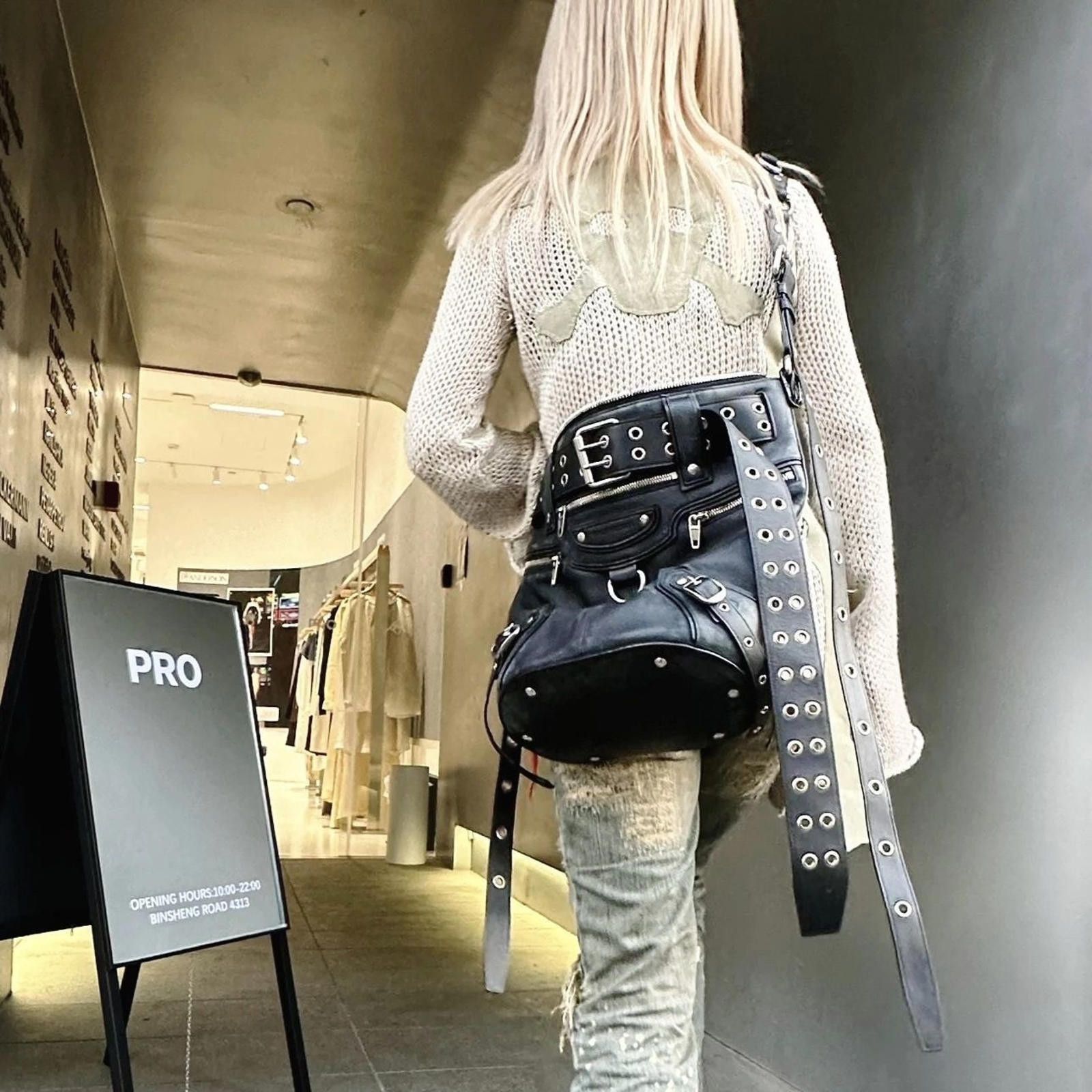 Other Punk Rivet Bucket Bag – Moto Street, Large Capacity Size ONE SIZE - 3 Thumbnail