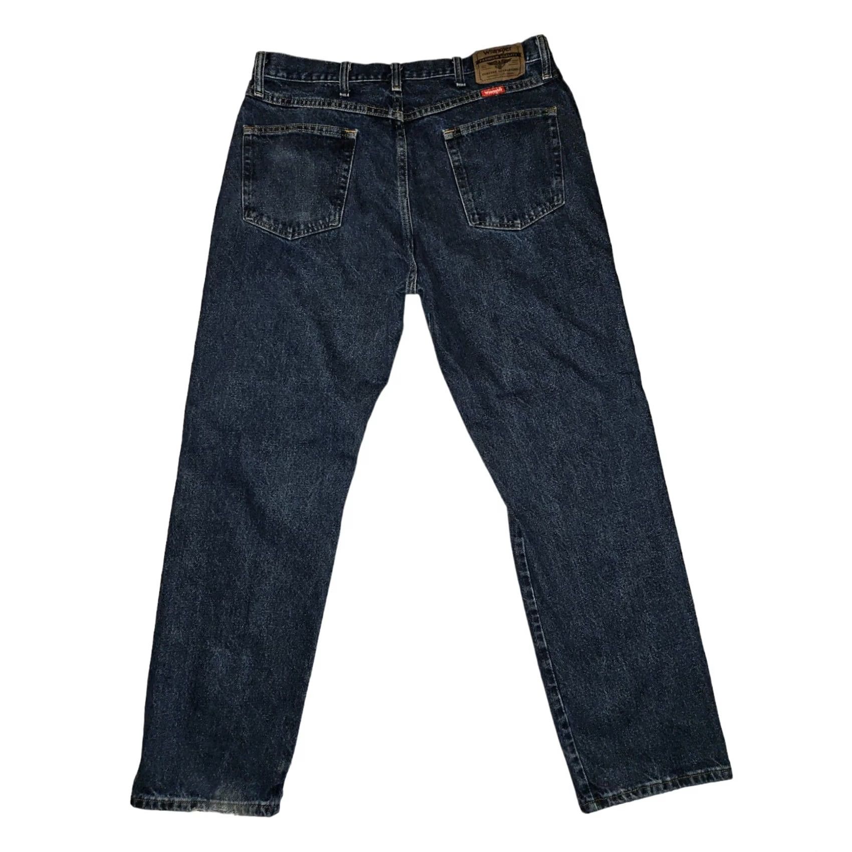Wrangler Focus: Specifically states "Wrangler Jeans Mens" for immediate relevance Size US 36 / EU 52 - 7 Thumbnail