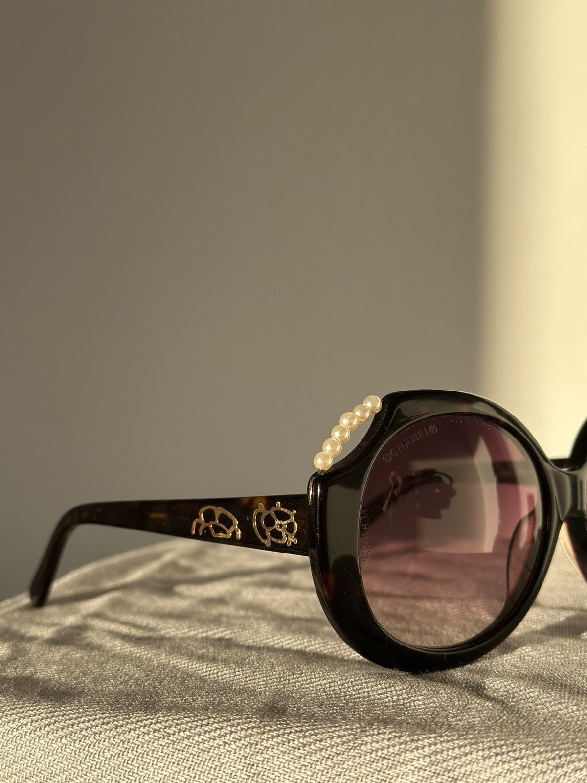 Chanel Chanel perle collection luxury sunglasess Size ONE SIZE - 3 Thumbnail
