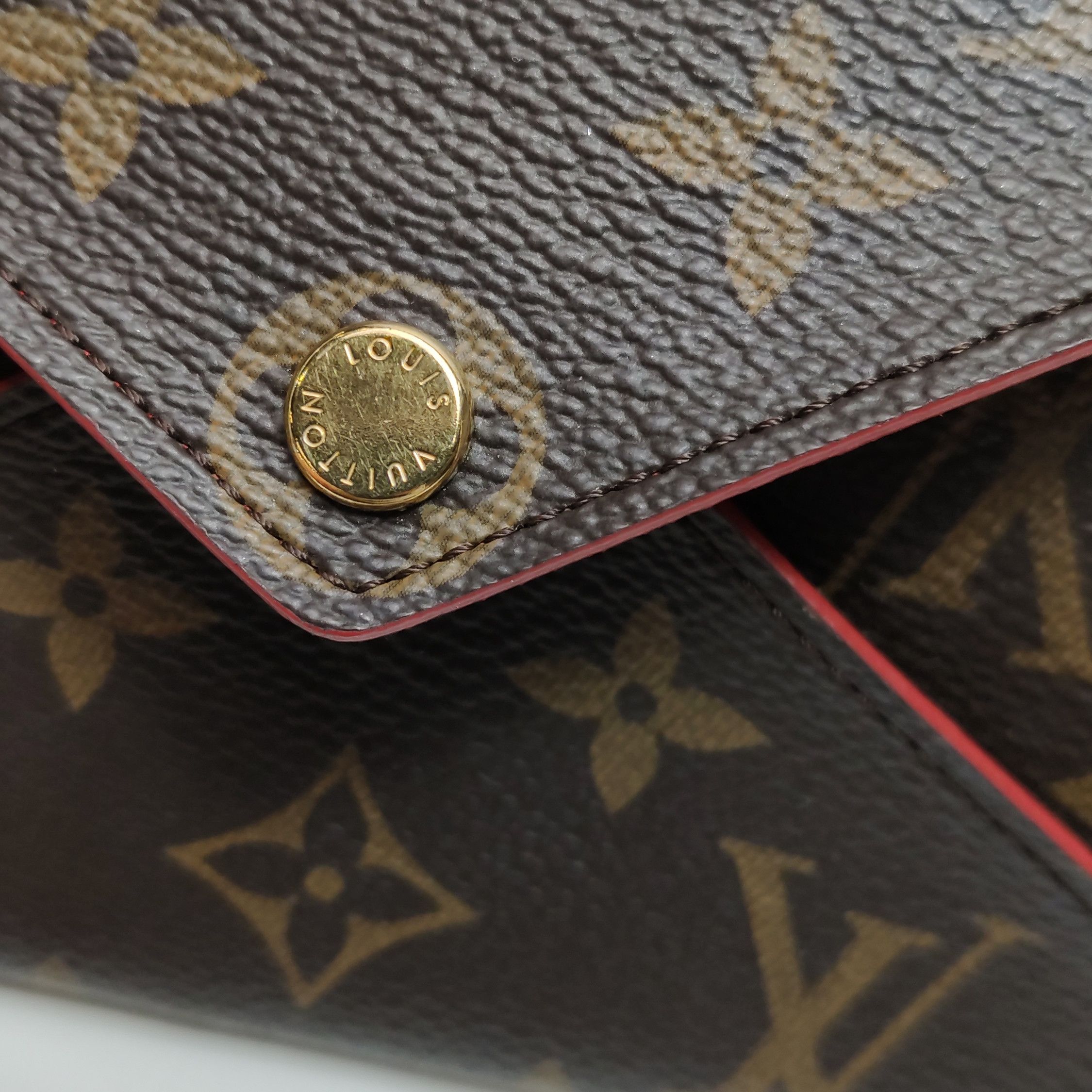 Louis Vuitton Louis Vuitton (LV) Pochette KirigamiMonogram print independ Size ONE SIZE - 8 Thumbnail
