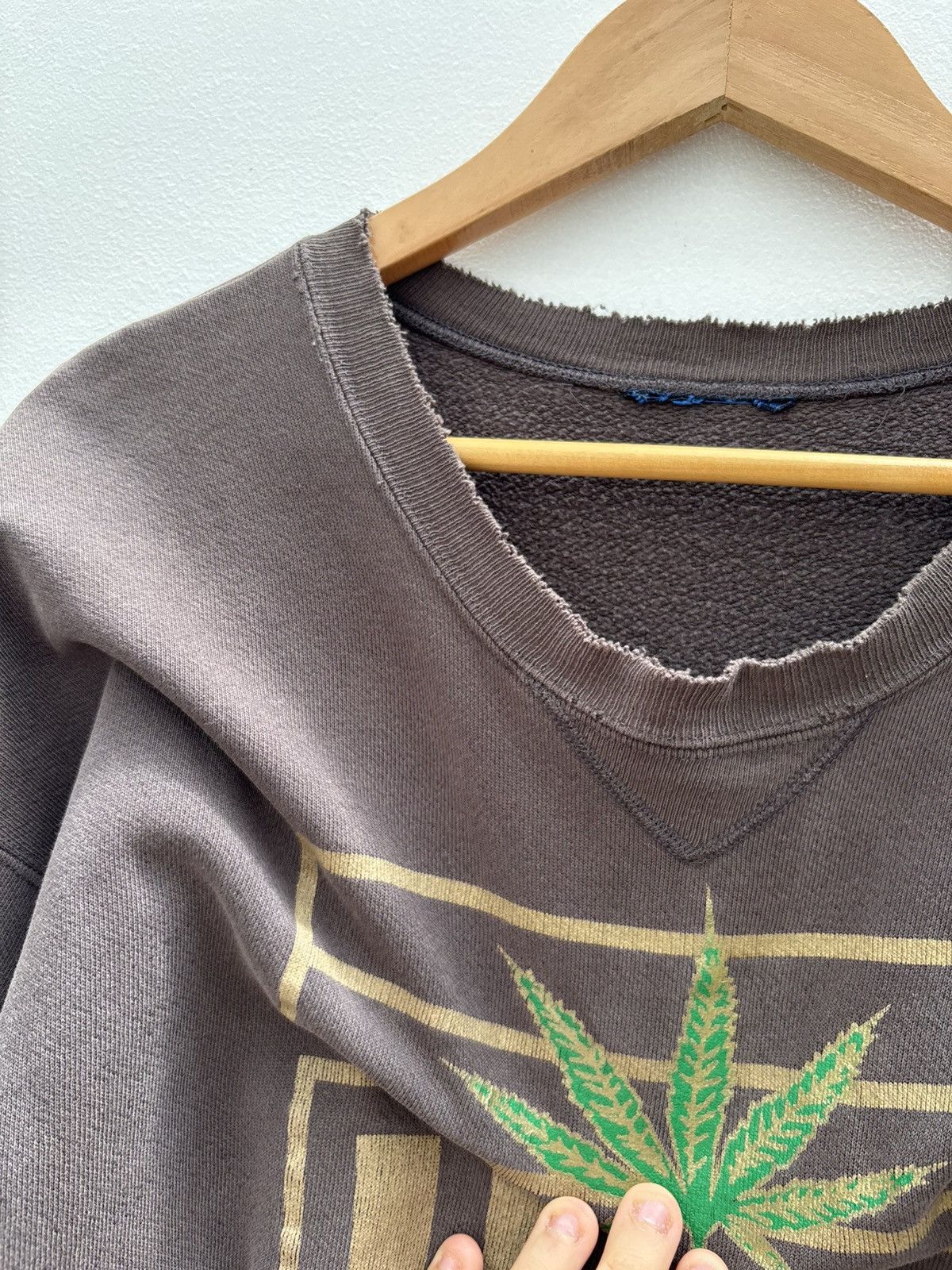 Vintage UPS United Pot Smokers Crewneck Size US L / EU 52-54 / 3 - 6 Thumbnail