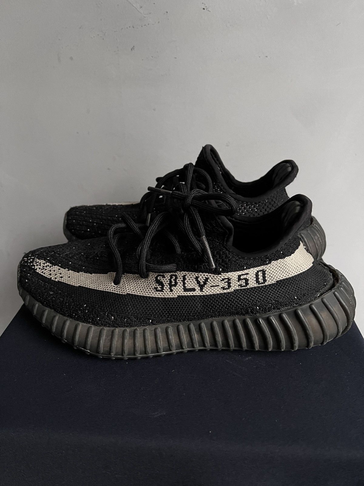 Adidas × Kanye West Adidas Yeezy Boost Sply 350 V2 Black shoes Size US 8 / EU 41 - 5 Thumbnail
