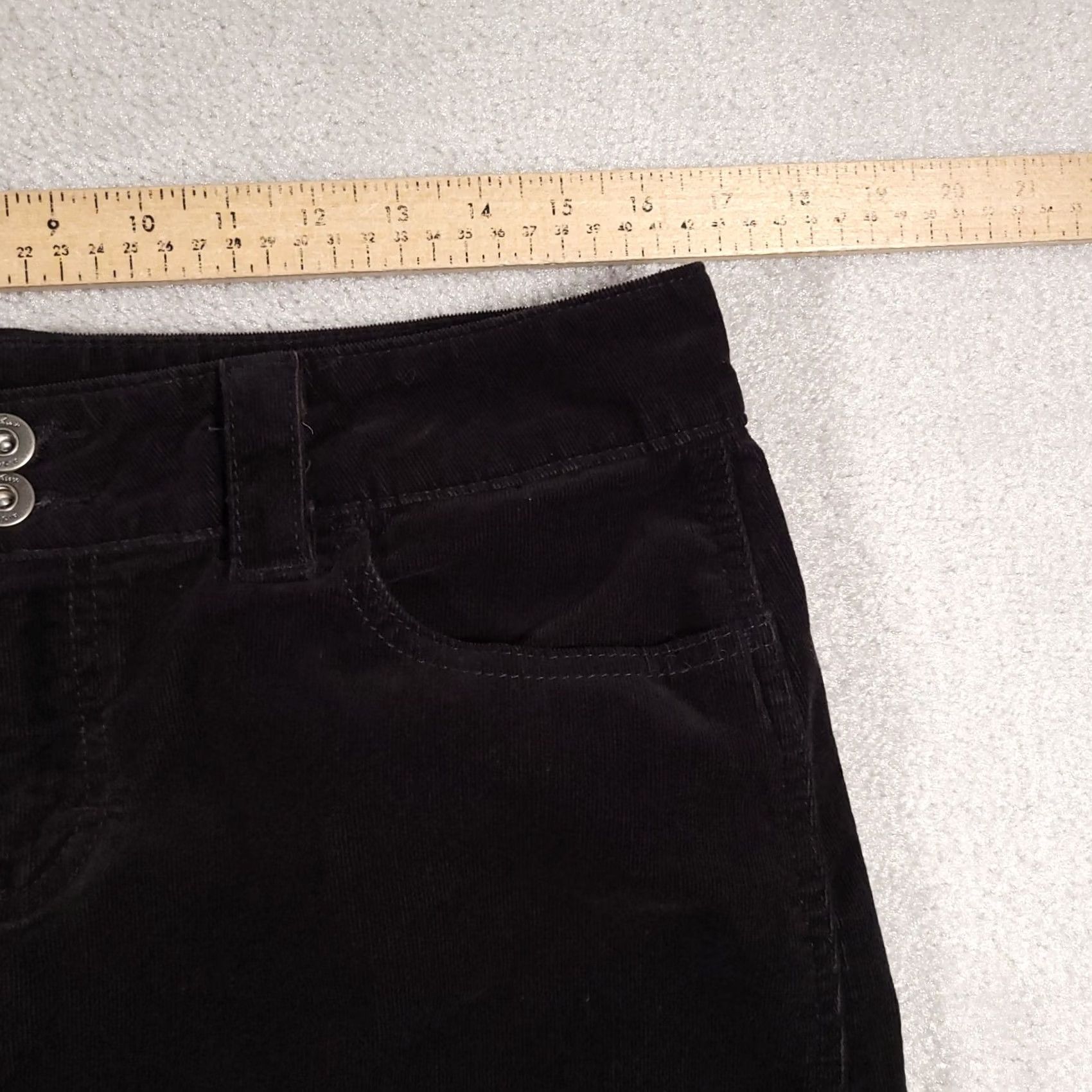 Lee Lee Copper Stretch Corduroy Midi Skirt Women's 9 Black Pockets High-Low Flare, 9, Corduroy, Midi, Black, Lee, Skirt, Women Size 30" / US 8 / IT 44 - 7 Thumbnail