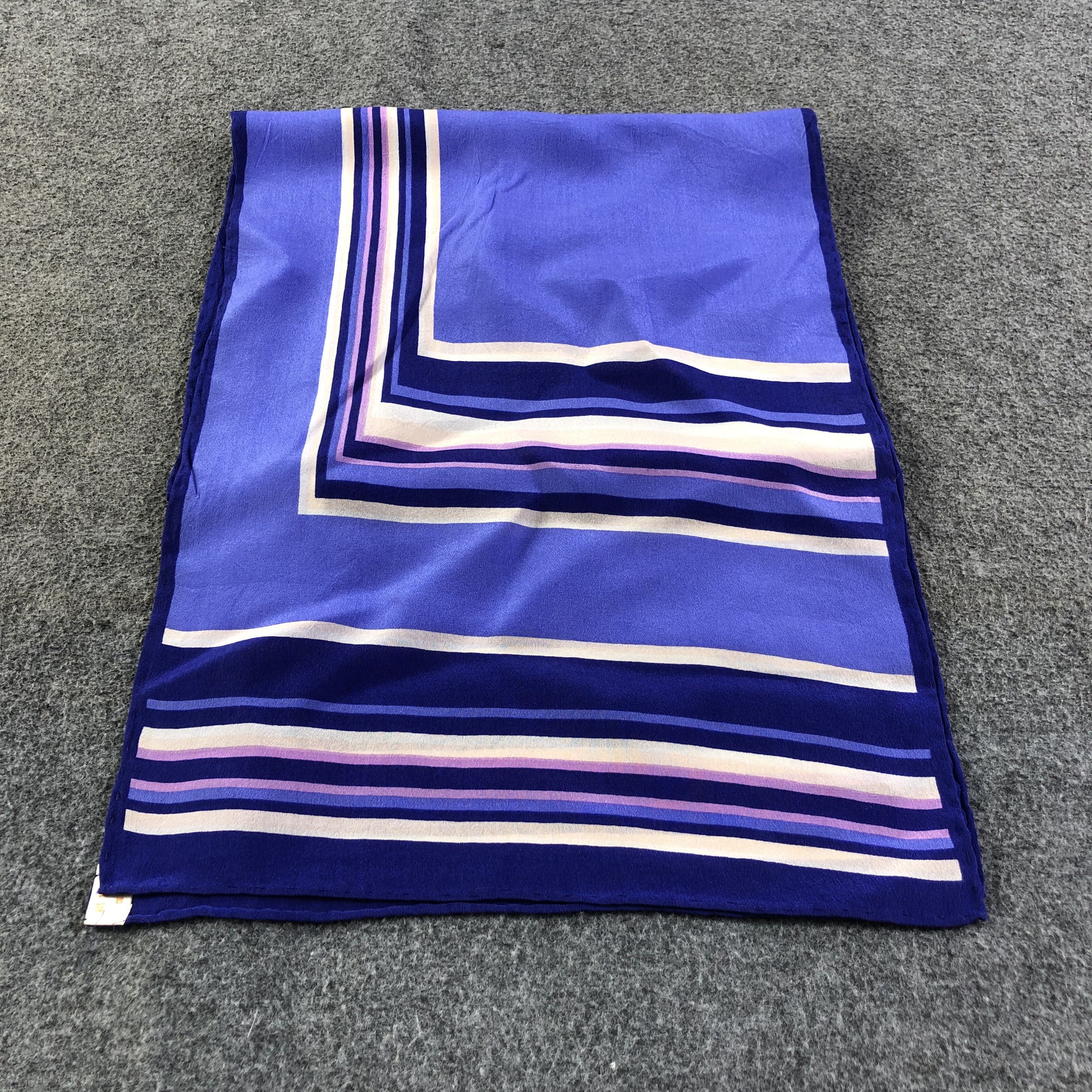 Vintage Vintage Luxury Hand Rolled Silk Stole Silk Scarf M742 Size ONE SIZE - 1 Thumbnail