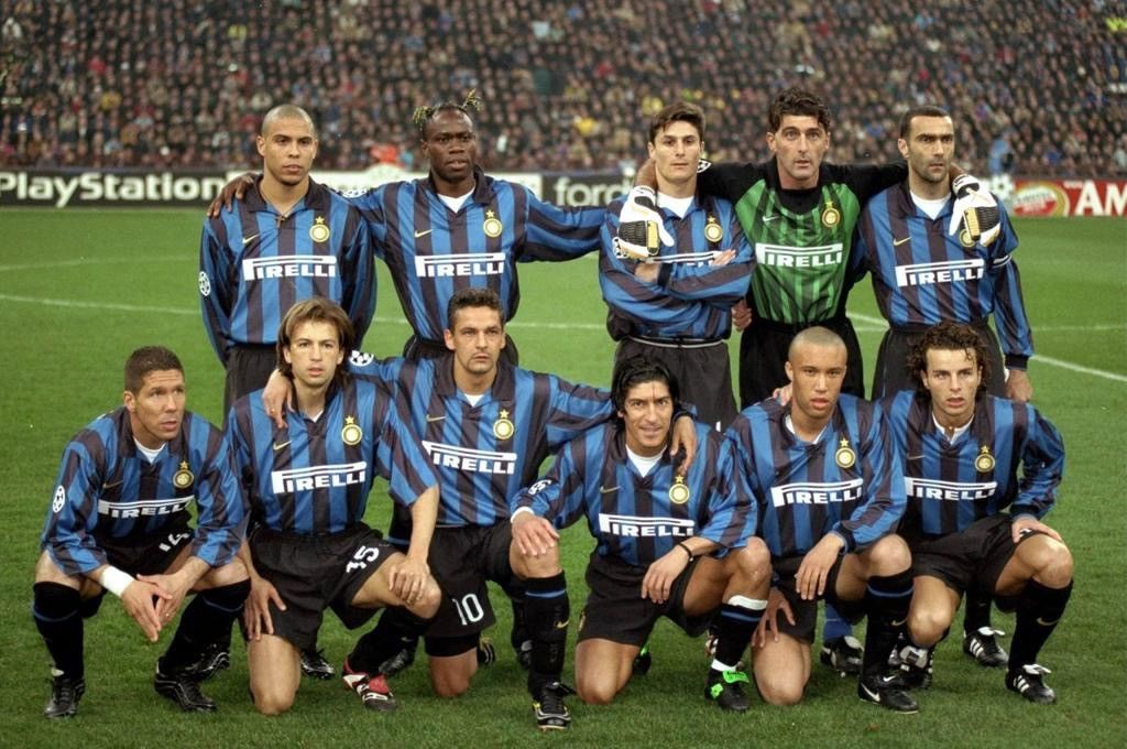 Nike × Vintage 1999 2000 Inter Italy Nike Vintage Home Kit Soccer Jersey FC Size US M / EU 48-50 / 2 - 2 Thumbnail