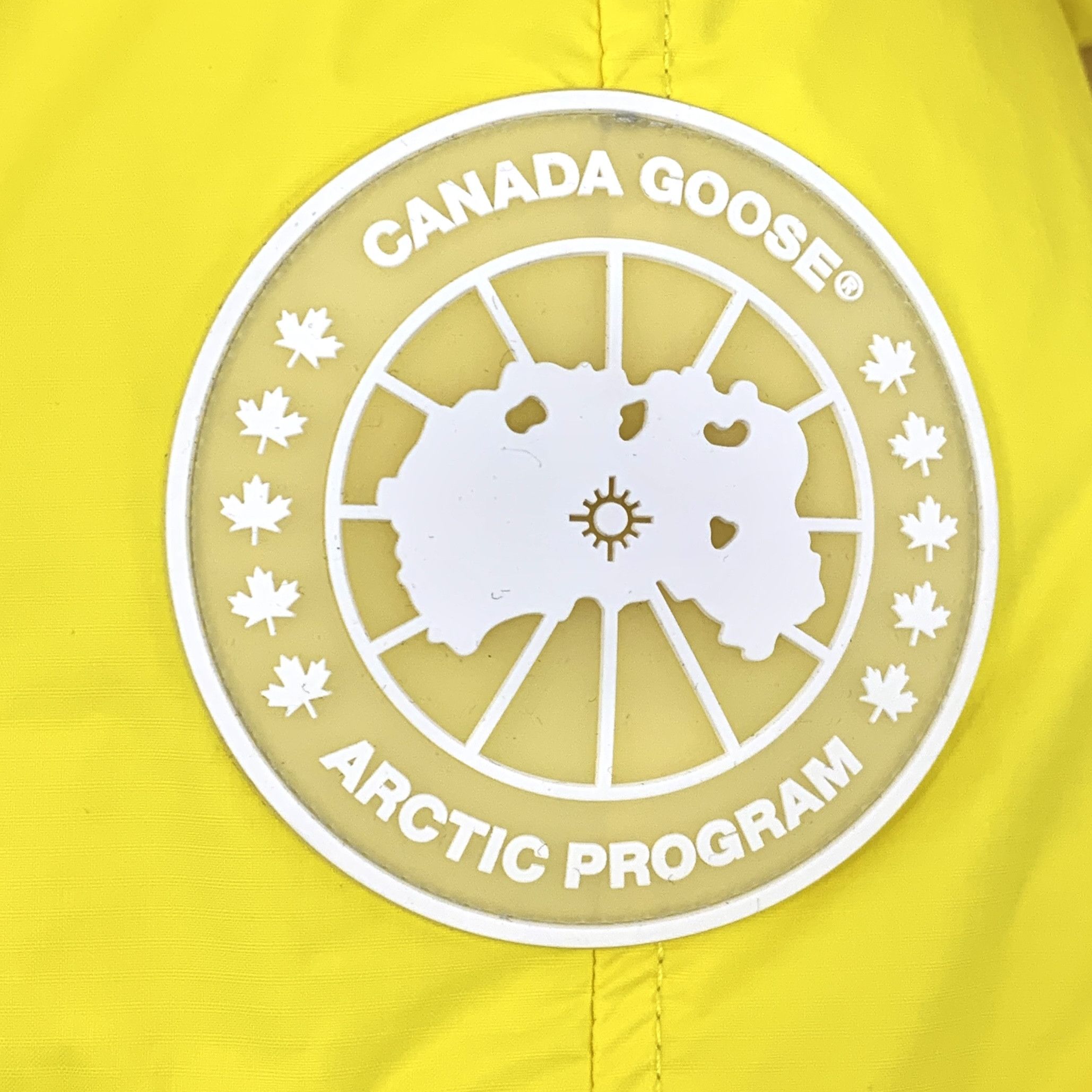 Canada Goose Canada Goose Chilliwack Jacket Yellow (XS) Size US XS / EU 42 / 0 - 5 Thumbnail