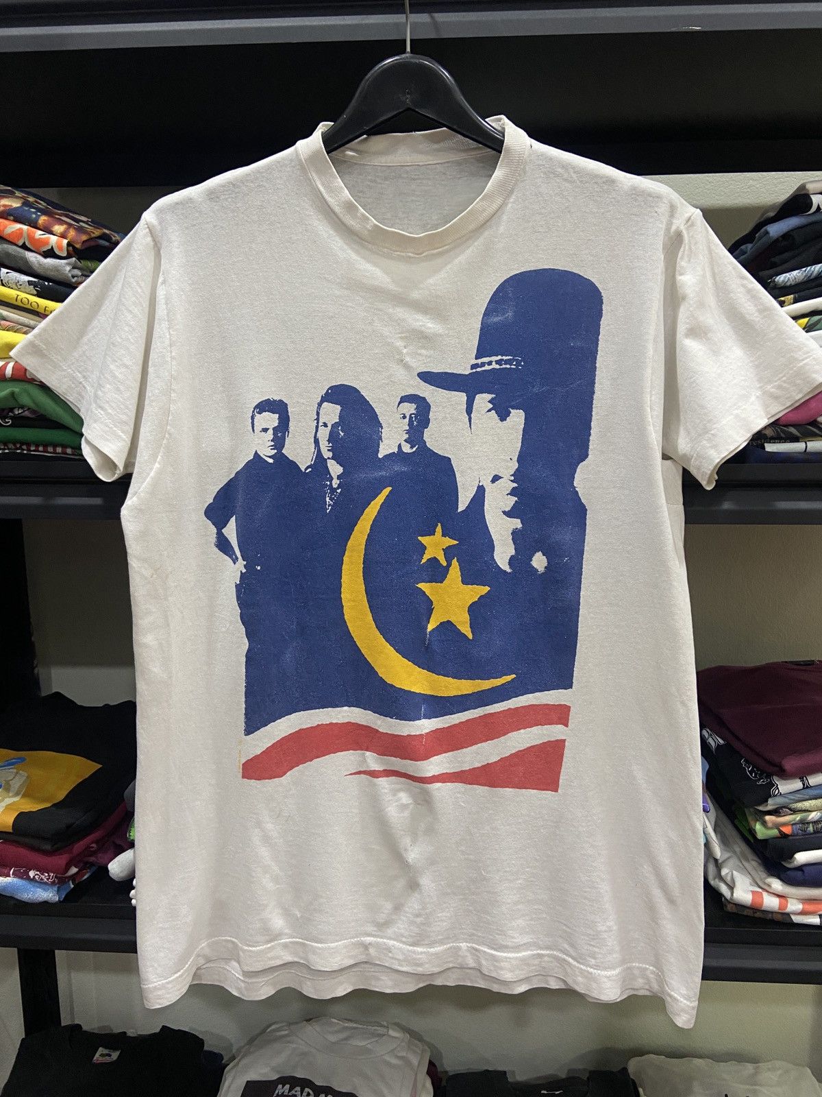 Band Tees × Vintage Vintage 1989s U2 Love Comes to Town e Band TShirt Size US L / EU 52-54 / 3 - 1 Thumbnail