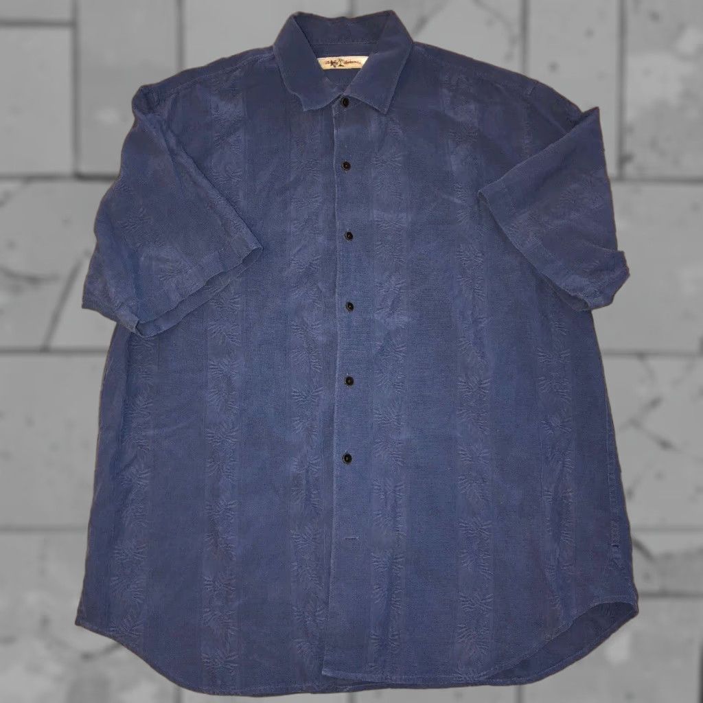 Tommy Bahama Tommy Bahama Mens Hawaiian Shirt Large Blue Silk Aloha Short Sleeve 90s Vintage Size US L / EU 52-54 / 3 - 1 Thumbnail