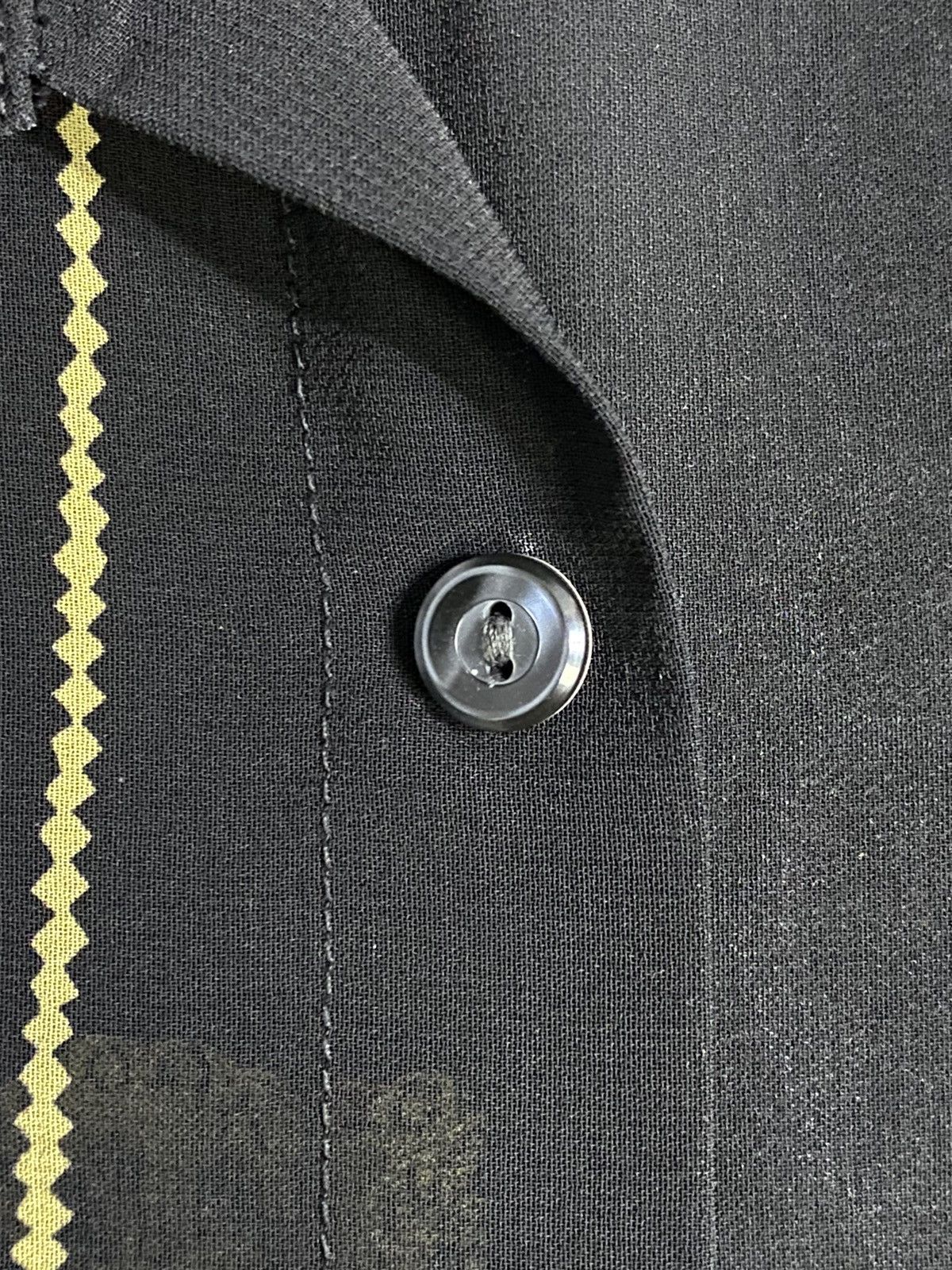 Japanese Brand × Vintage Yellow Peacock Tails Monolux Shirts Size US M / EU 48-50 / 2 - 6 Thumbnail