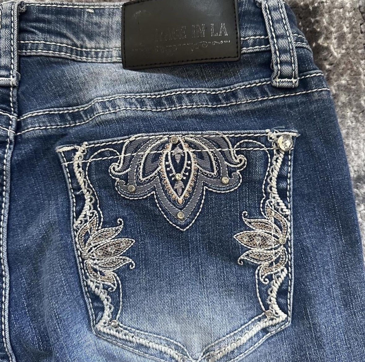 Grace in LA Grace in LA bootcut jeans Size 29" - 2 Thumbnail