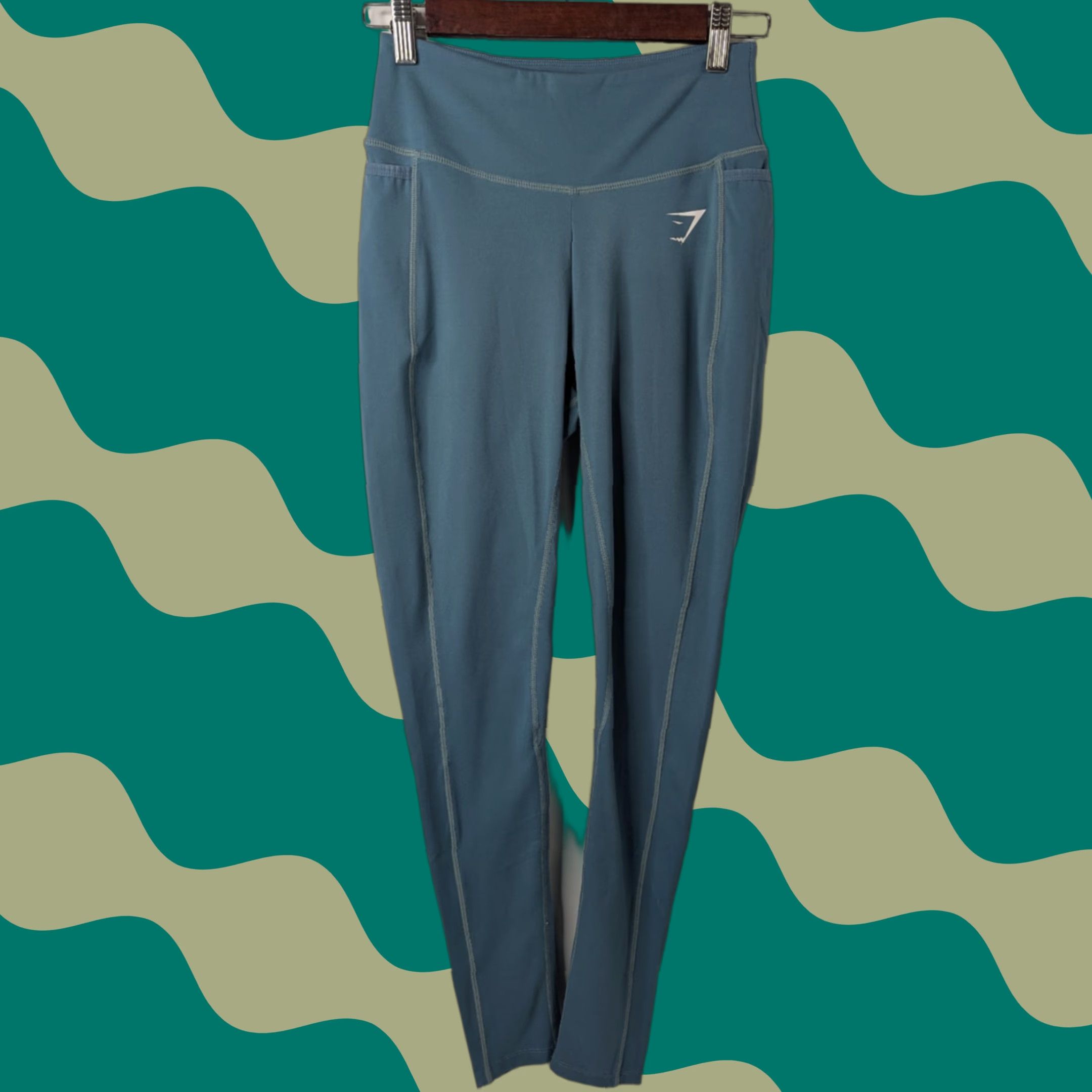 Gymshark GYMSHARK Leggings Dreamy 2.0 High Rise Stretch Teal Pockets Logo Small Activewear Womens Size 28" / US 6 / IT 42 - 1 Thumbnail
