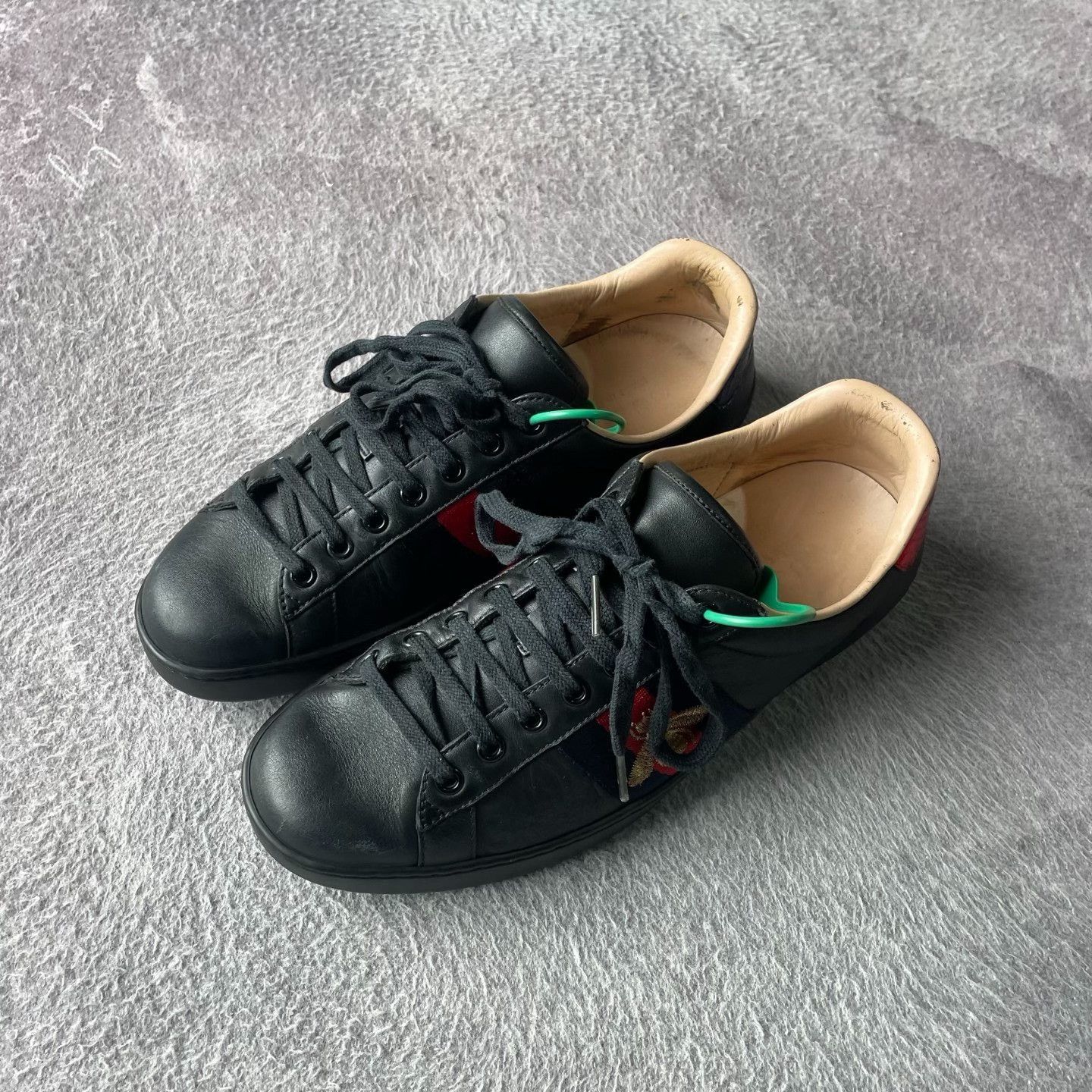 Gucci Gucci Black Lowtop Sneakers 38 Men Size US 6 / EU 39 - 1 Thumbnail