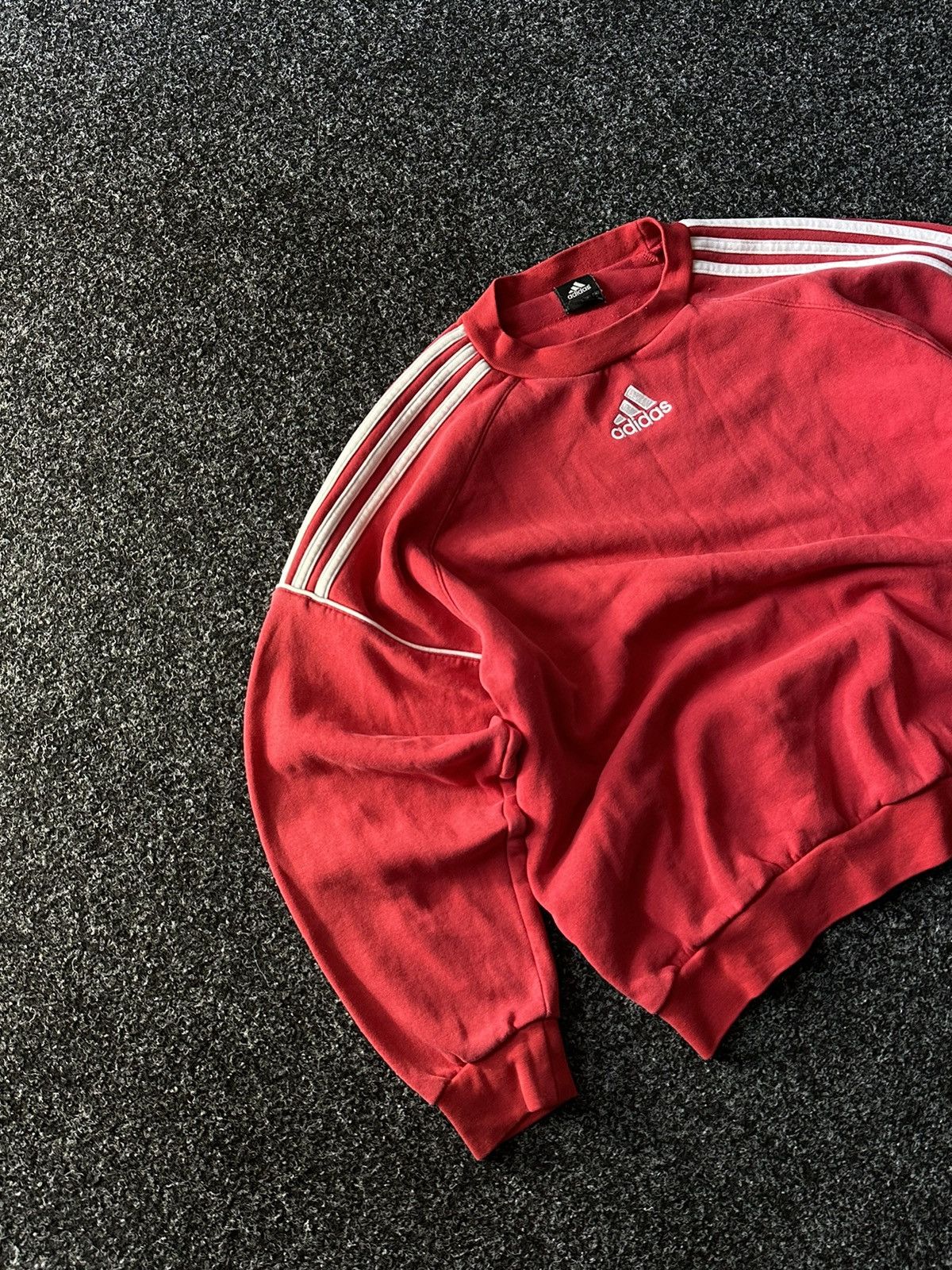 Adidas × Vintage ❗️Vintage 90s Adidas Red CENTRAL LOGO Sweatshirt Y2K sk8 Size US L / EU 52-54 / 3 - 2 Thumbnail