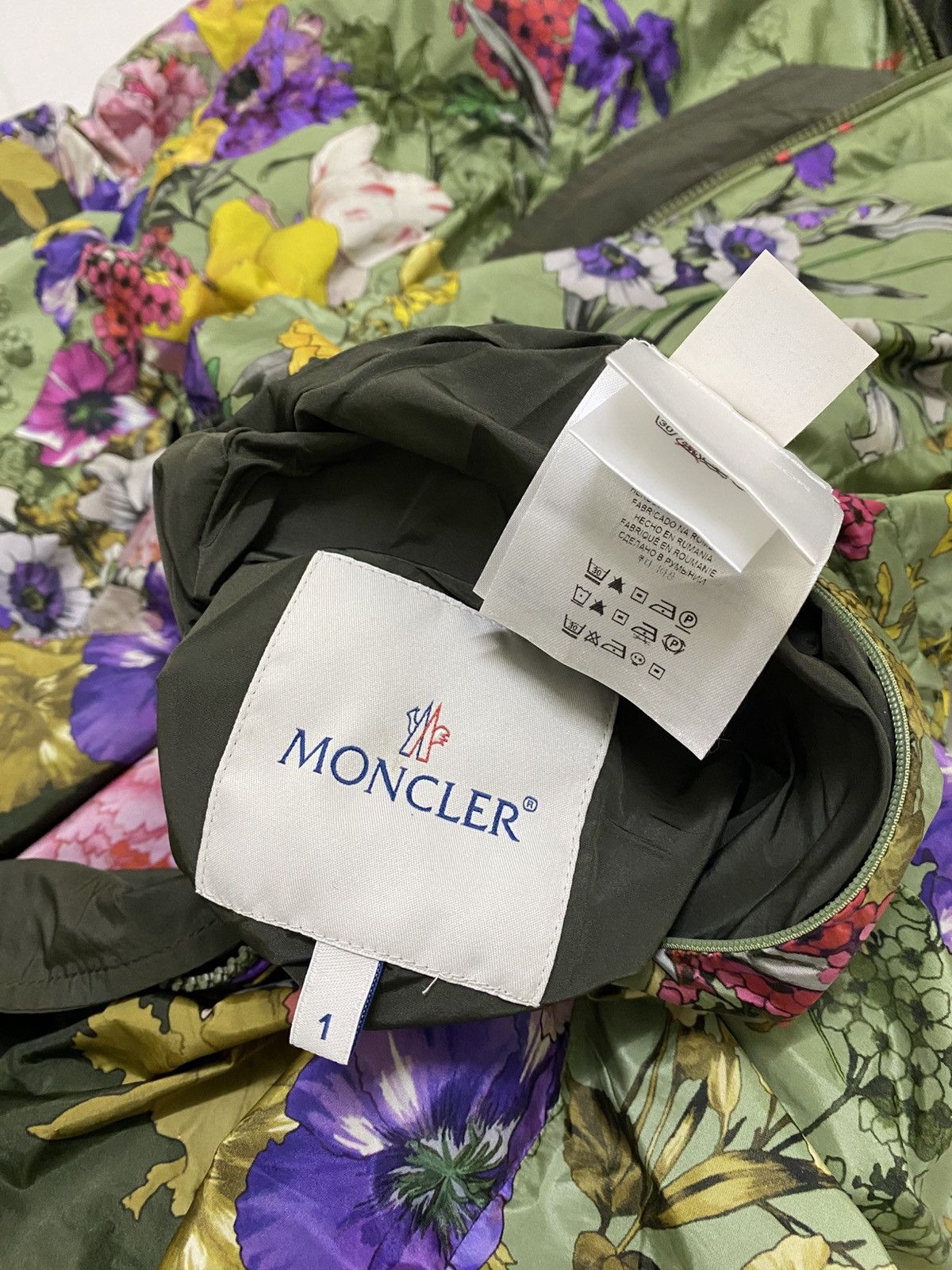 Designer × Moncler MONCLER FLORAL REVERSABLE HOODIE JACKET Size M / US 6-8 / IT 42-44 - 19 Thumbnail