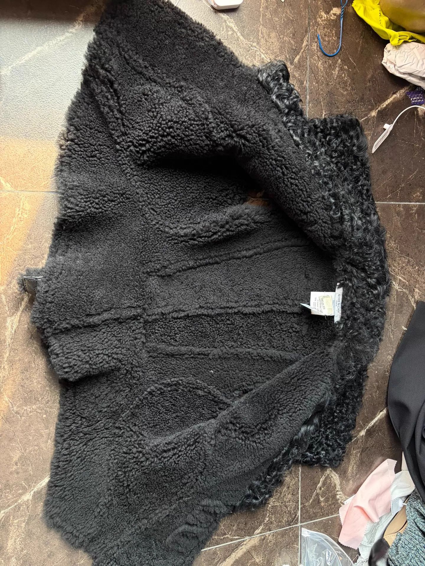 Givenchy Givenchy Gothic Medieval Waist-Cinched Fur Coat Size 36 Size XS / US 0-2 / IT 36-38 - 3 Thumbnail