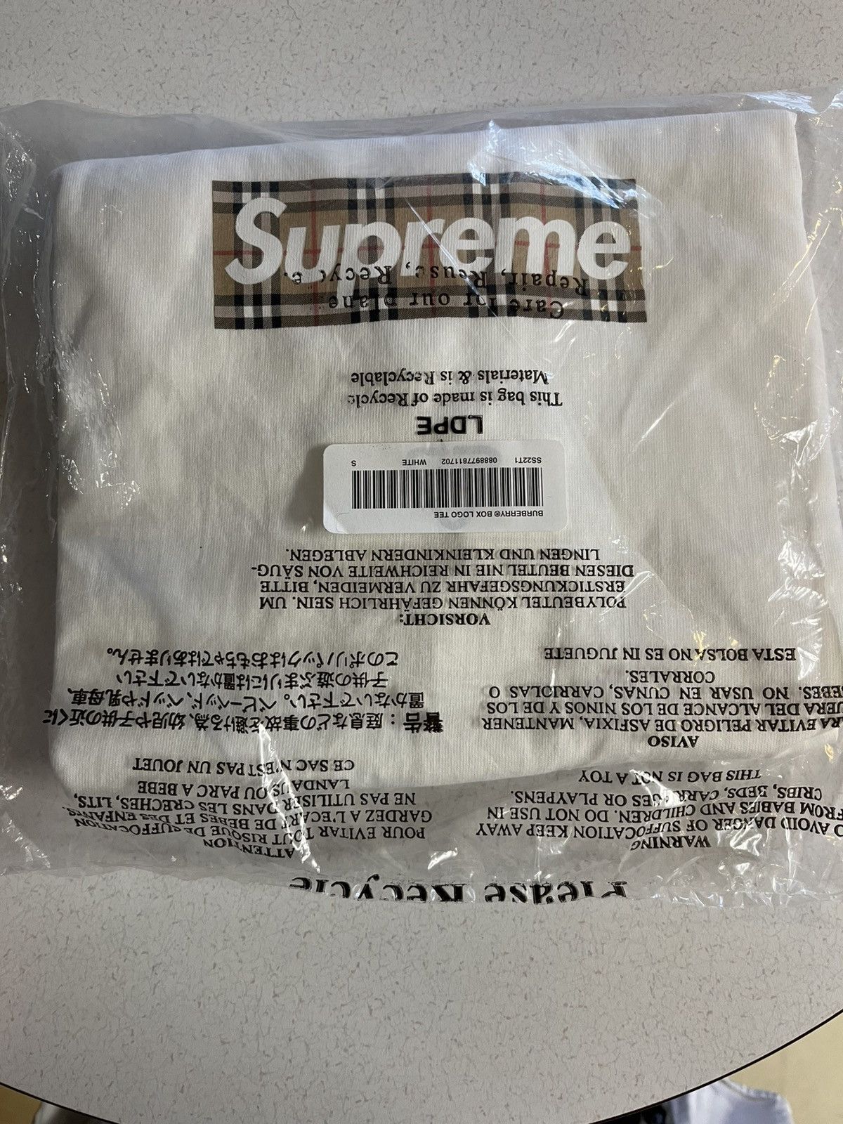 Burberry × Supreme Supreme x Burberry Box Logo Tee Size US S / EU 44-46 / 1 - 5 Thumbnail