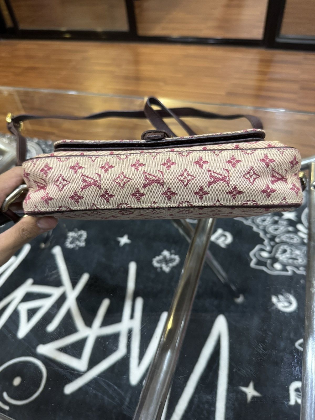 Louis Vuitton Louis Vuitton 2001 Julliet Mm Sling Bag Size ONE SIZE - 7 Thumbnail
