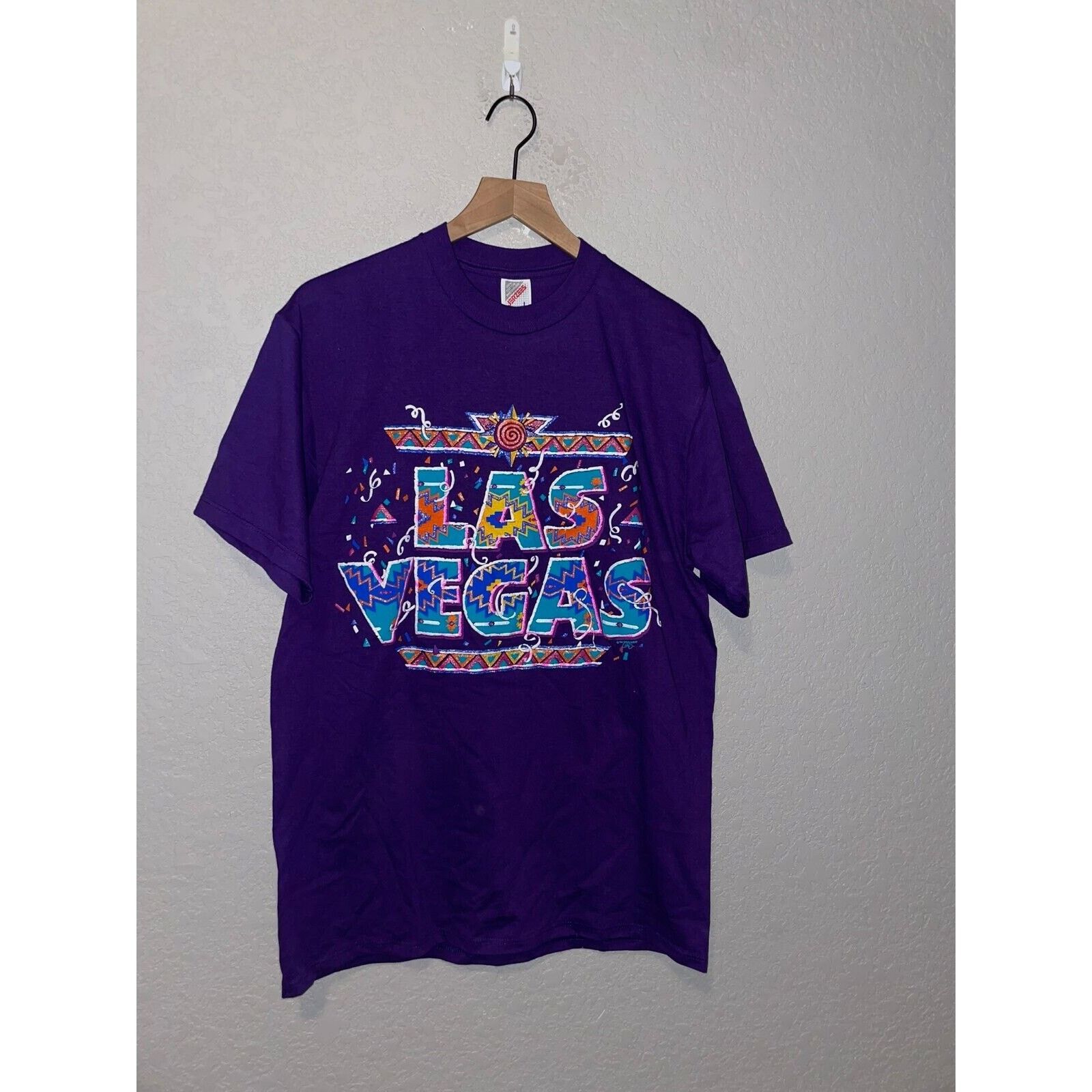 Jerzees Vintage Las Vegas Shirt Native American Tee VTG 90s Large Size US L / EU 52-54 / 3 - 1 Thumbnail