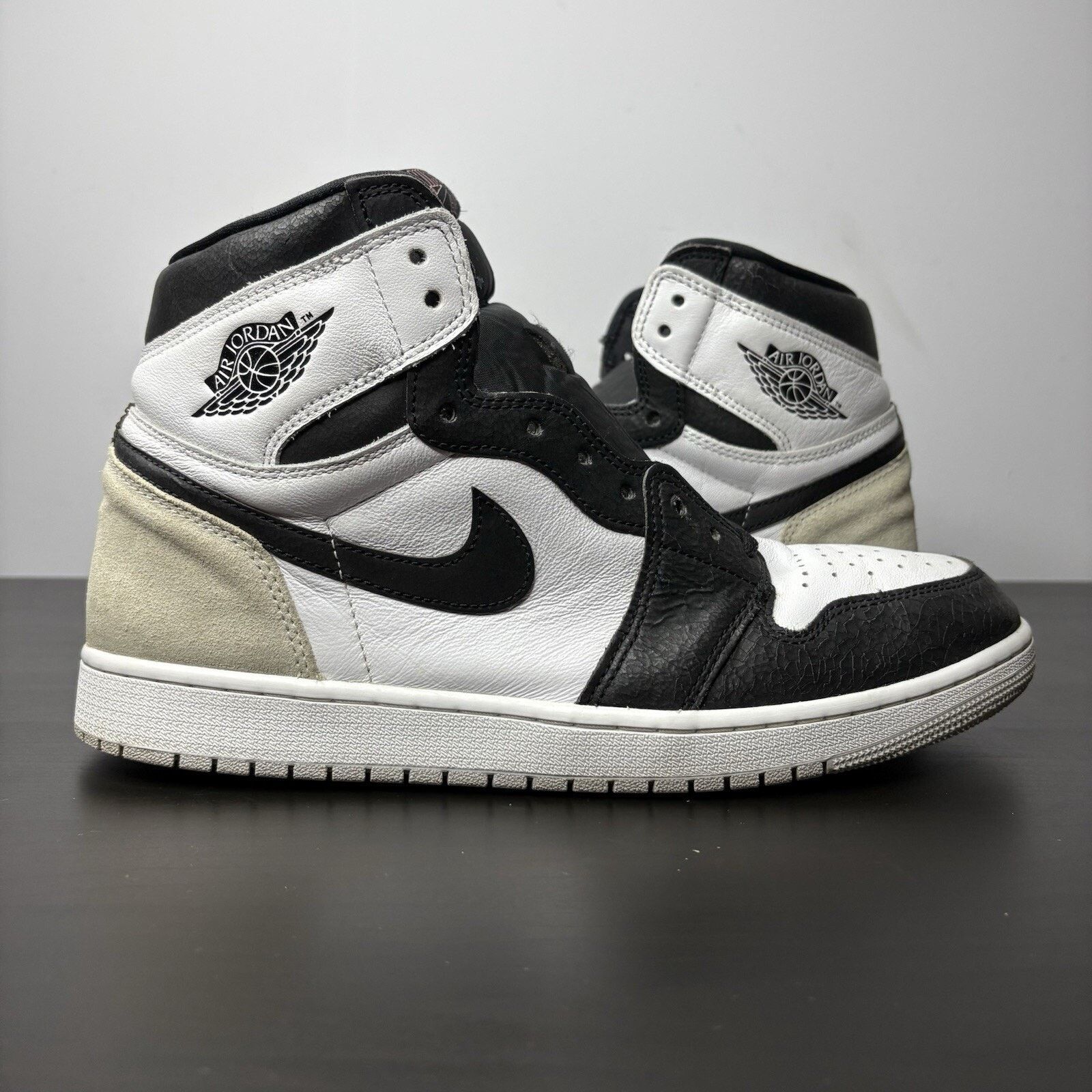 Nike Size 13 - Jordan 1 Retro OG High Stage Haze Size US 13 / EU 46 - 1 Thumbnail