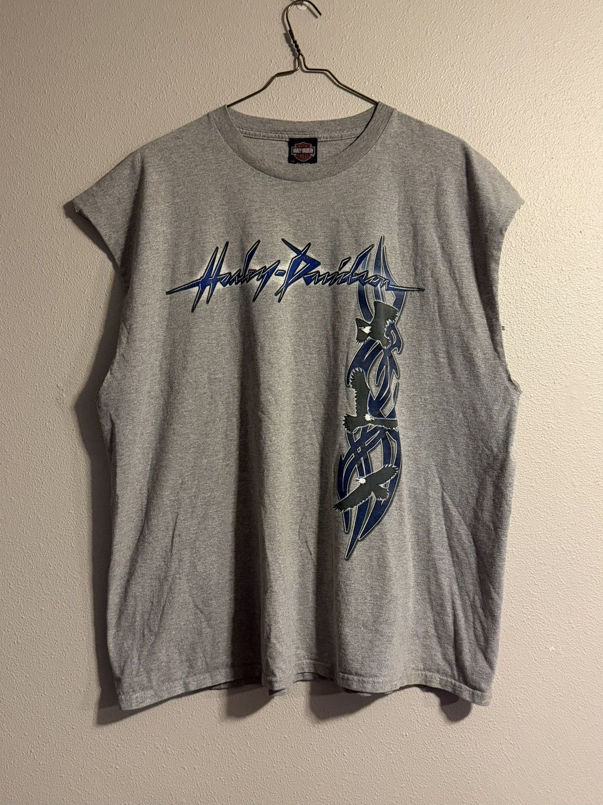 vtg y2k harley davidson cut off blue tribal spell out shirt