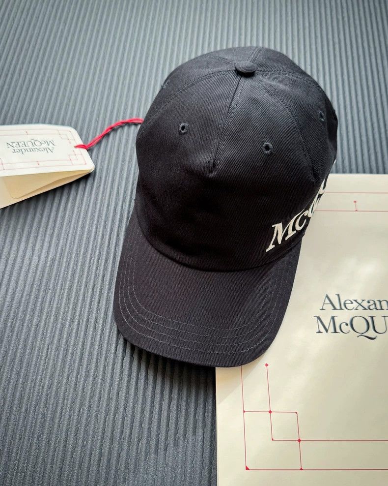 Alexander McQueen Alexander Mcqueen SizeM Sewing hats Size ONE SIZE - 2 Thumbnail