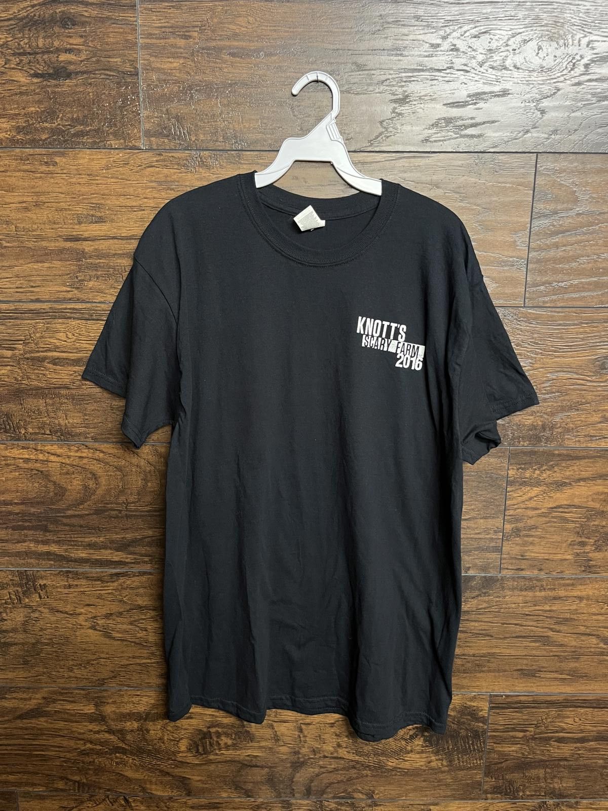 Gildan Knott's Scary Farm 2016 T-shirt - Knotts Berry Farm Tee -L Size US L / EU 52-54 / 3 - 2 Thumbnail