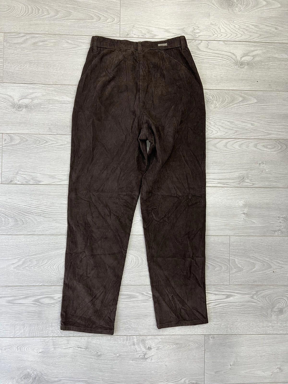 Vintage Vintage Woolrich Womens Corduroy Pants Chocolate Brown 8 Size 30" / US 8 / IT 44 - 3 Thumbnail