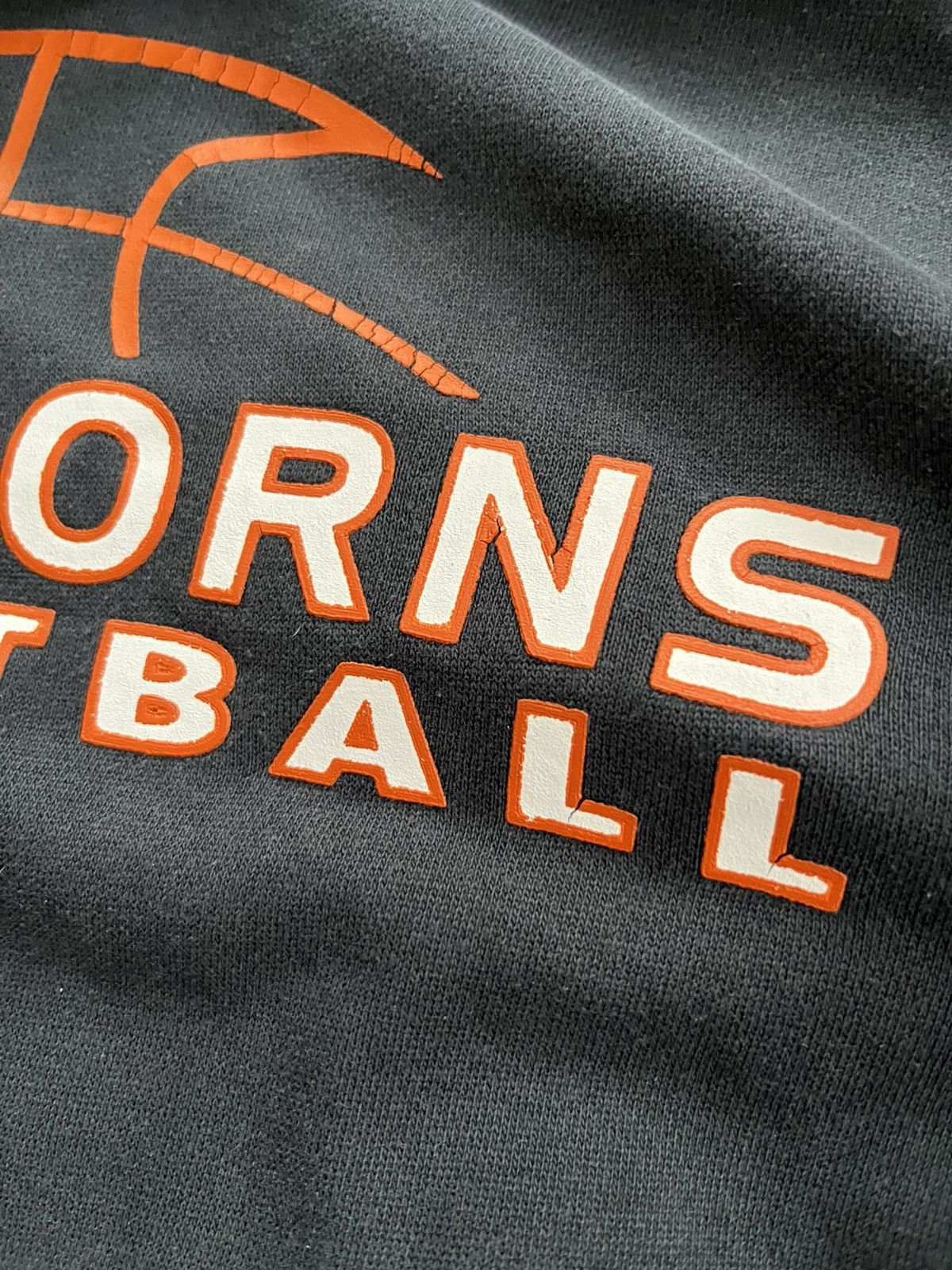 Nike Vintage Nike Texas Longhorns Basketball Hoodie Black Men’s Size US L / EU 52-54 / 3 - 13 Thumbnail