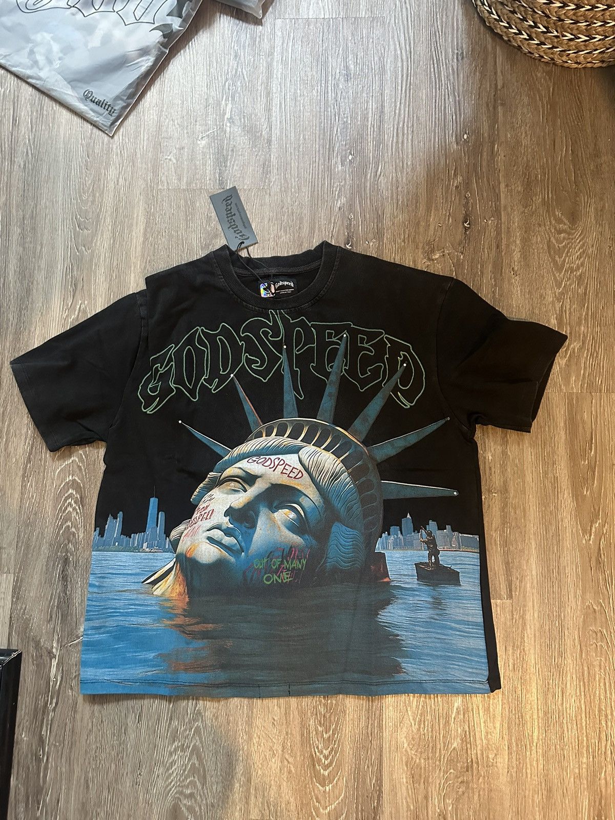 Godspeed Godspeed sunken liberty new mens medium Size US M / EU 48-50 / 2 - 1 Thumbnail