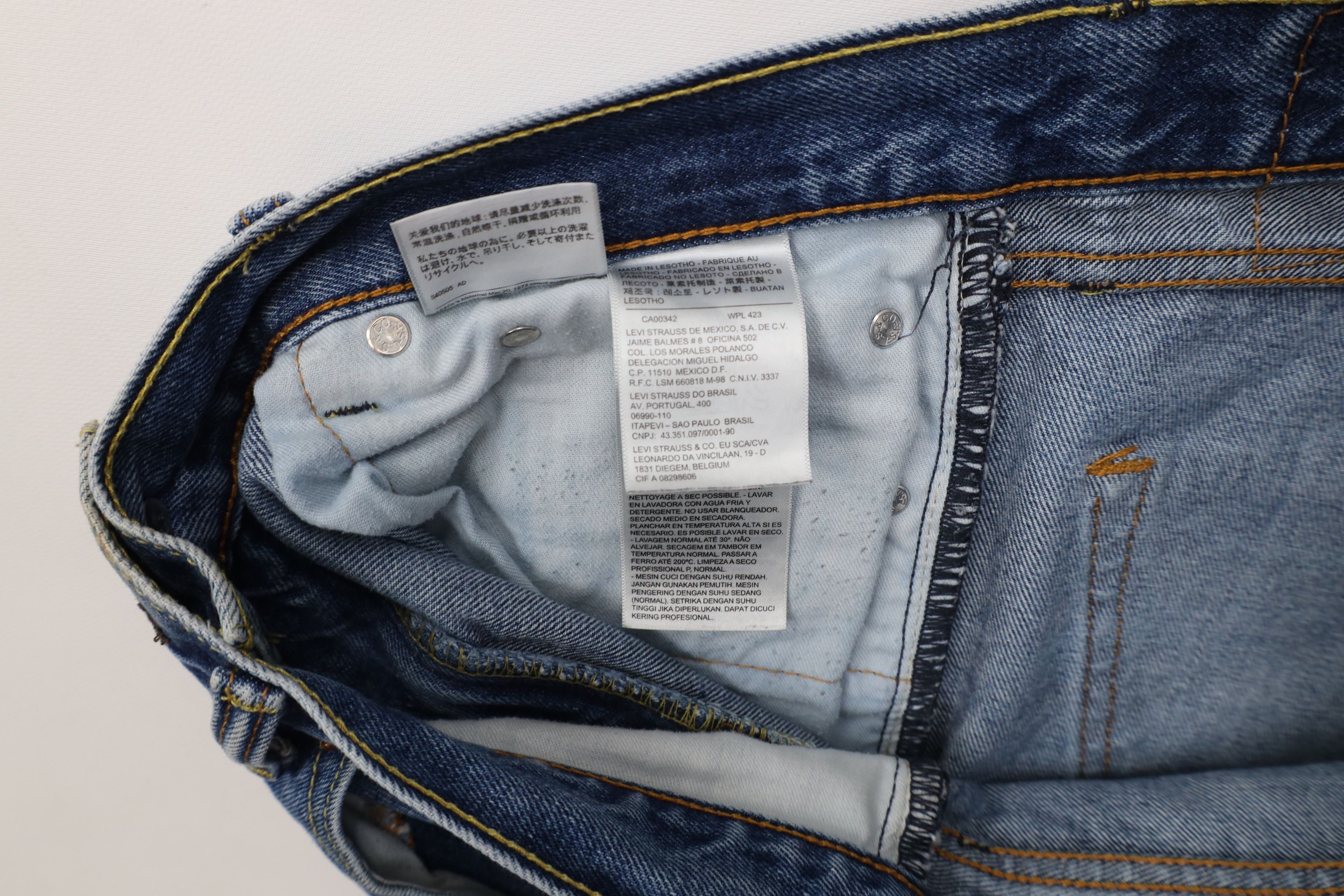 Levi's Vintage Y2K Levis 505 Regular Fit Straight Leg Denim Jeans Size US 33 - 7 Thumbnail