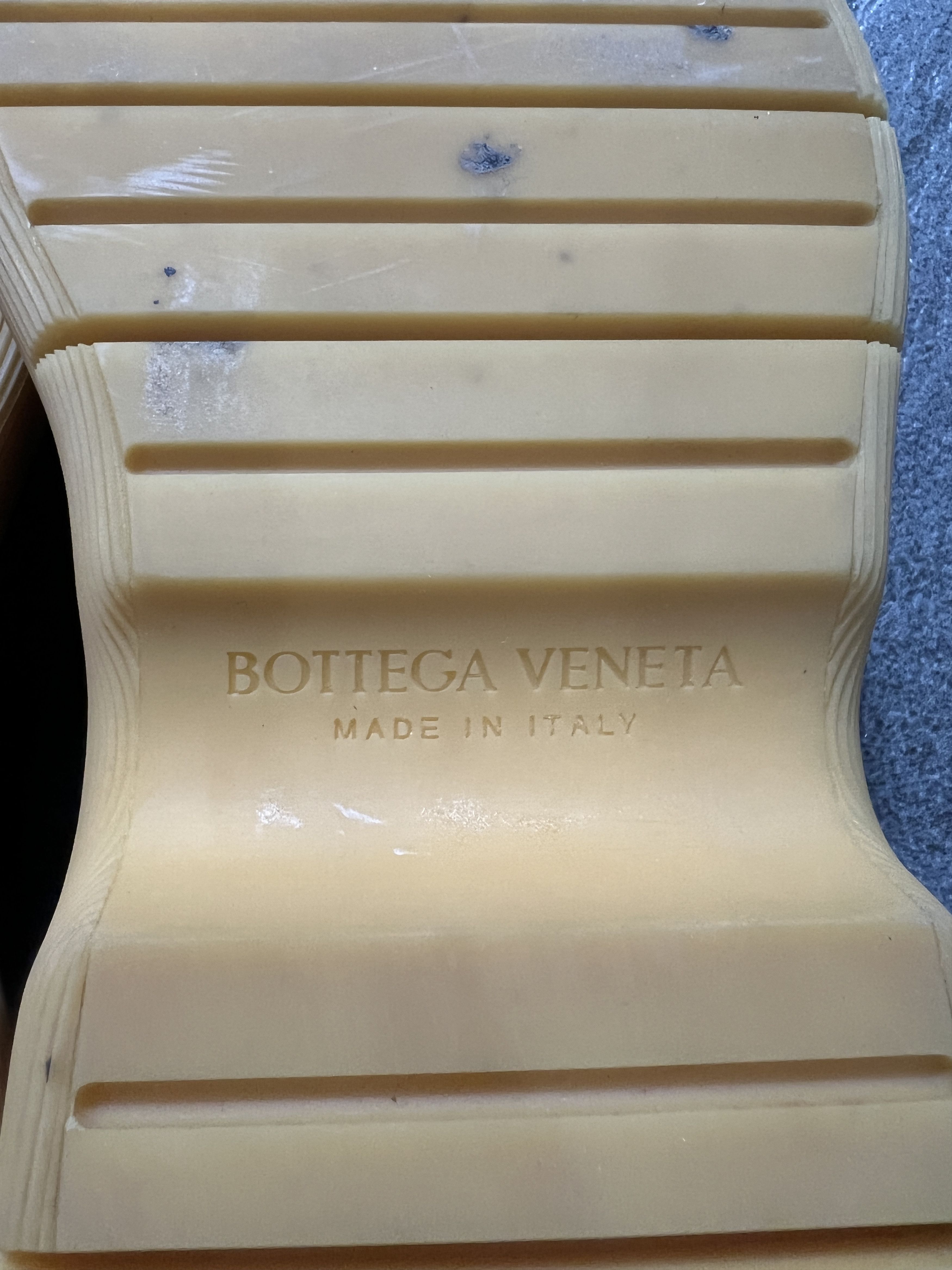Bottega Veneta Bottega Veneta Leather Derby Lug Sole Black 40 Size US 7 / EU 40 - 8 Thumbnail