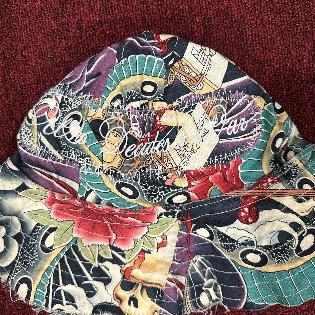 Japanese Brand × Who Decides War Who Decides War Geisha Bucket Hat Size ONE SIZE - 2 Thumbnail