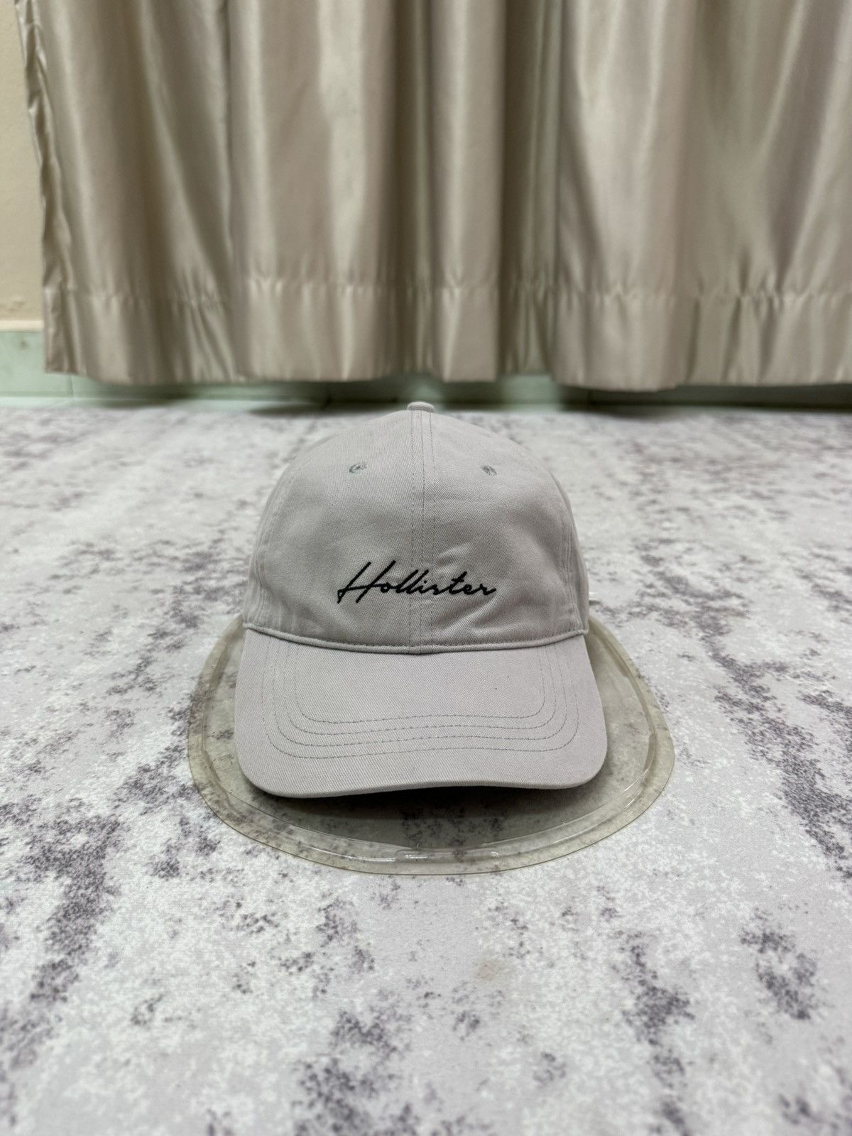 Abercrombie & Fitch Abercrombie & Fitch Hollister Adjustable Cap Size ONE SIZE - 1 Thumbnail