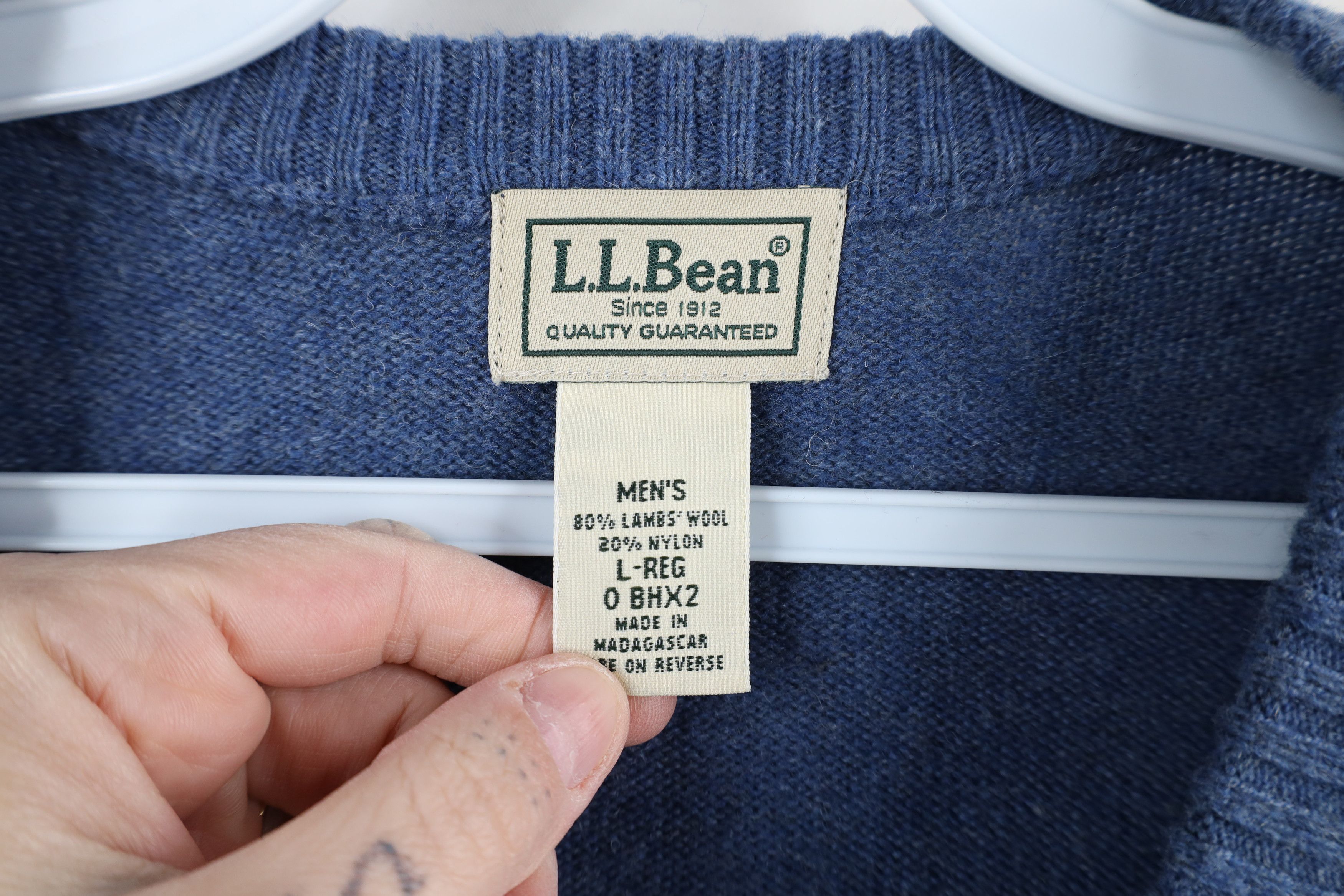 L.L. Bean × Vintage Vintage LL Bean Blank Lambswool Knit V-Neck Sweater Blue Size US L / EU 52-54 / 3 - 5 Thumbnail